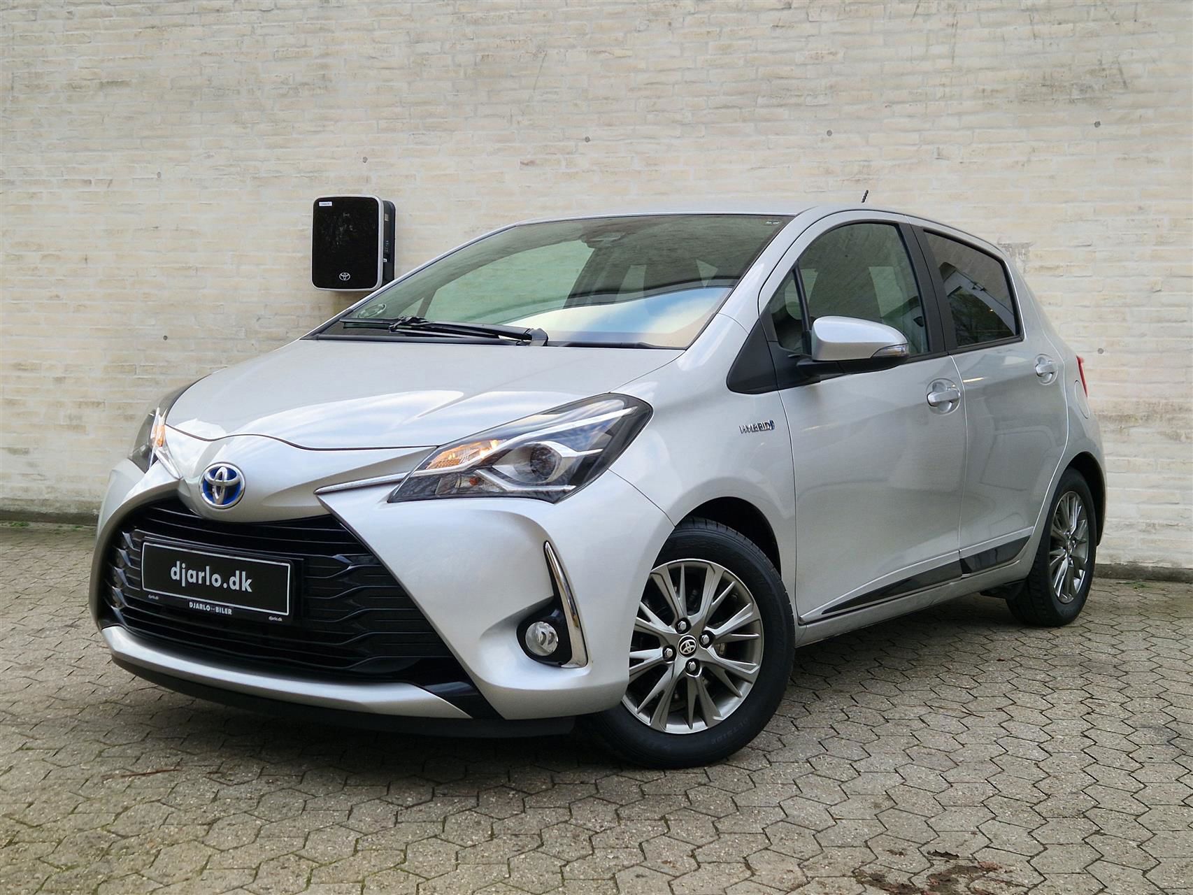 Billede af Toyota Yaris 1,5 Hybrid H2 Premium E-CVT 100HK 5d Trinl. Gear