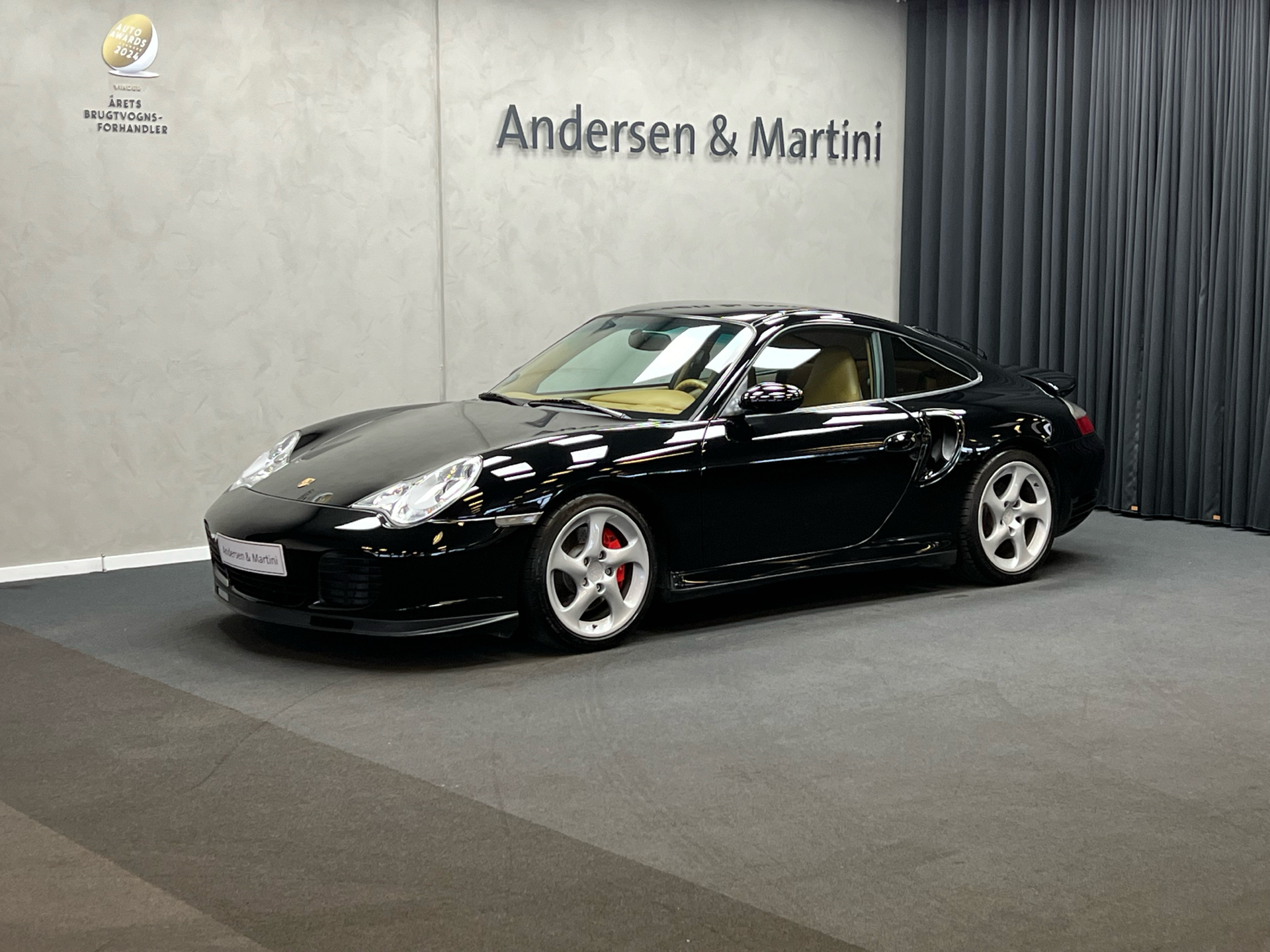 Billede af Porsche 911 Turbo 3,6 B Turbo 4x4 420HK 2d 6g