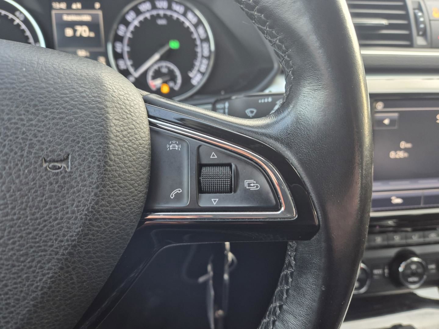 Billede af Skoda Superb Combi 2,0 TDI Ambition DSG 150HK Stc 6g Aut.