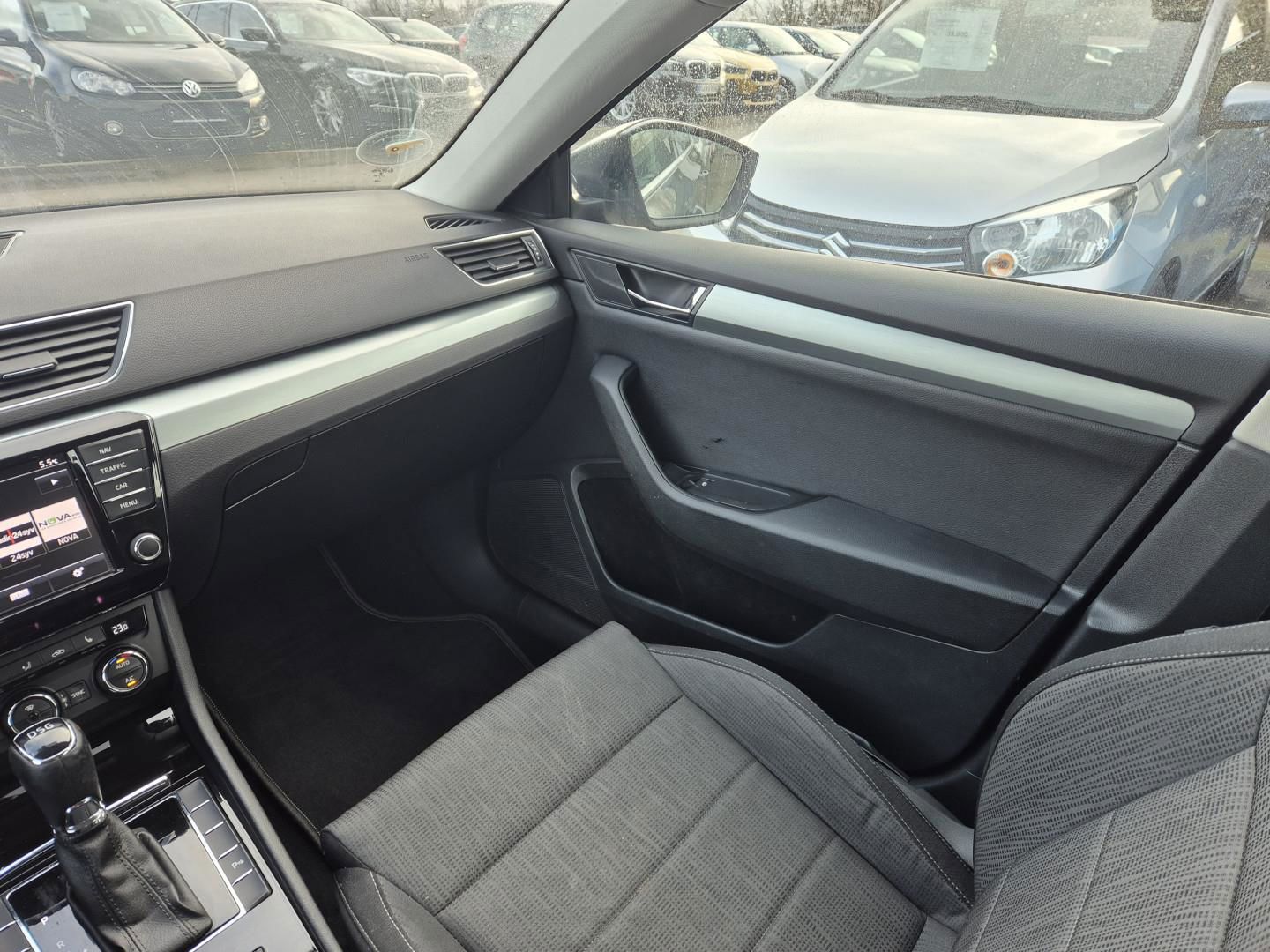 Billede af Skoda Superb Combi 2,0 TDI Ambition DSG 150HK Stc 6g Aut.