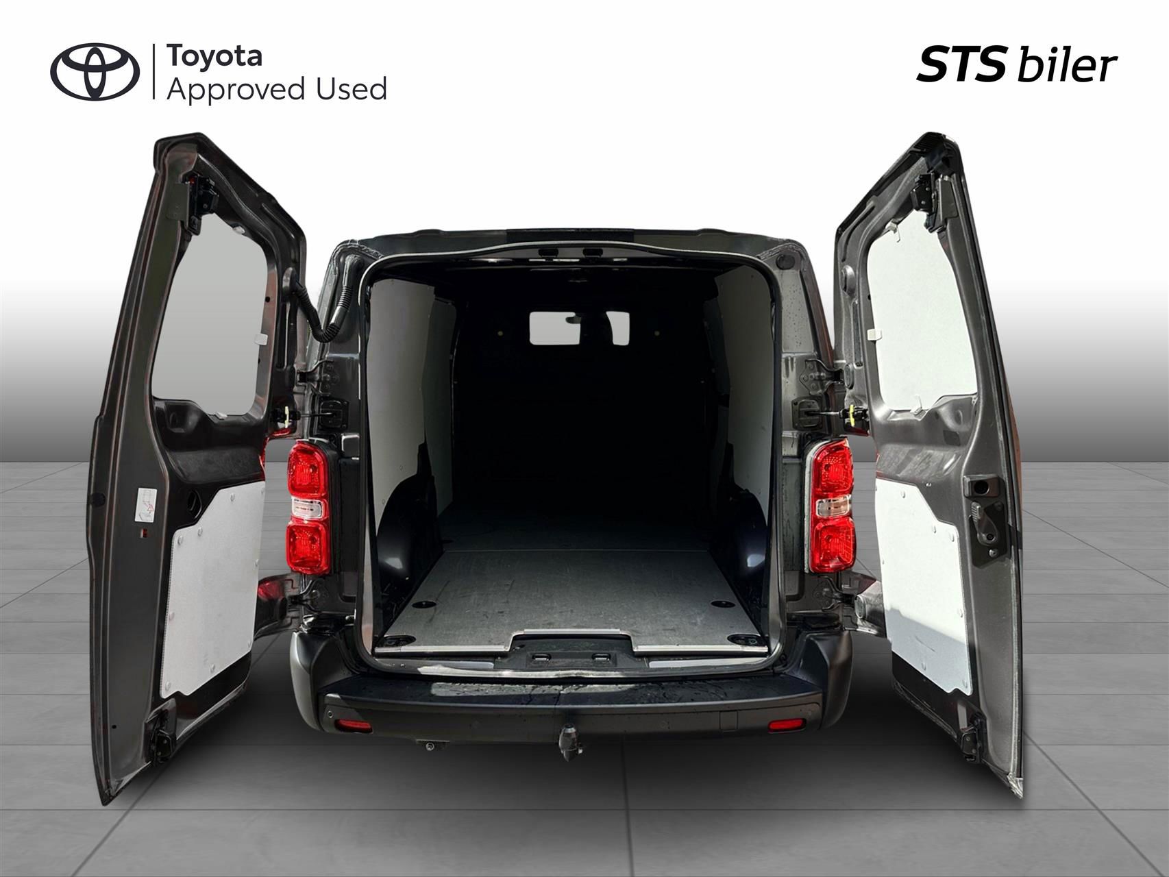 Billede af Toyota Proace 2.0D 144hp Long/En skydedør COMFORT Master