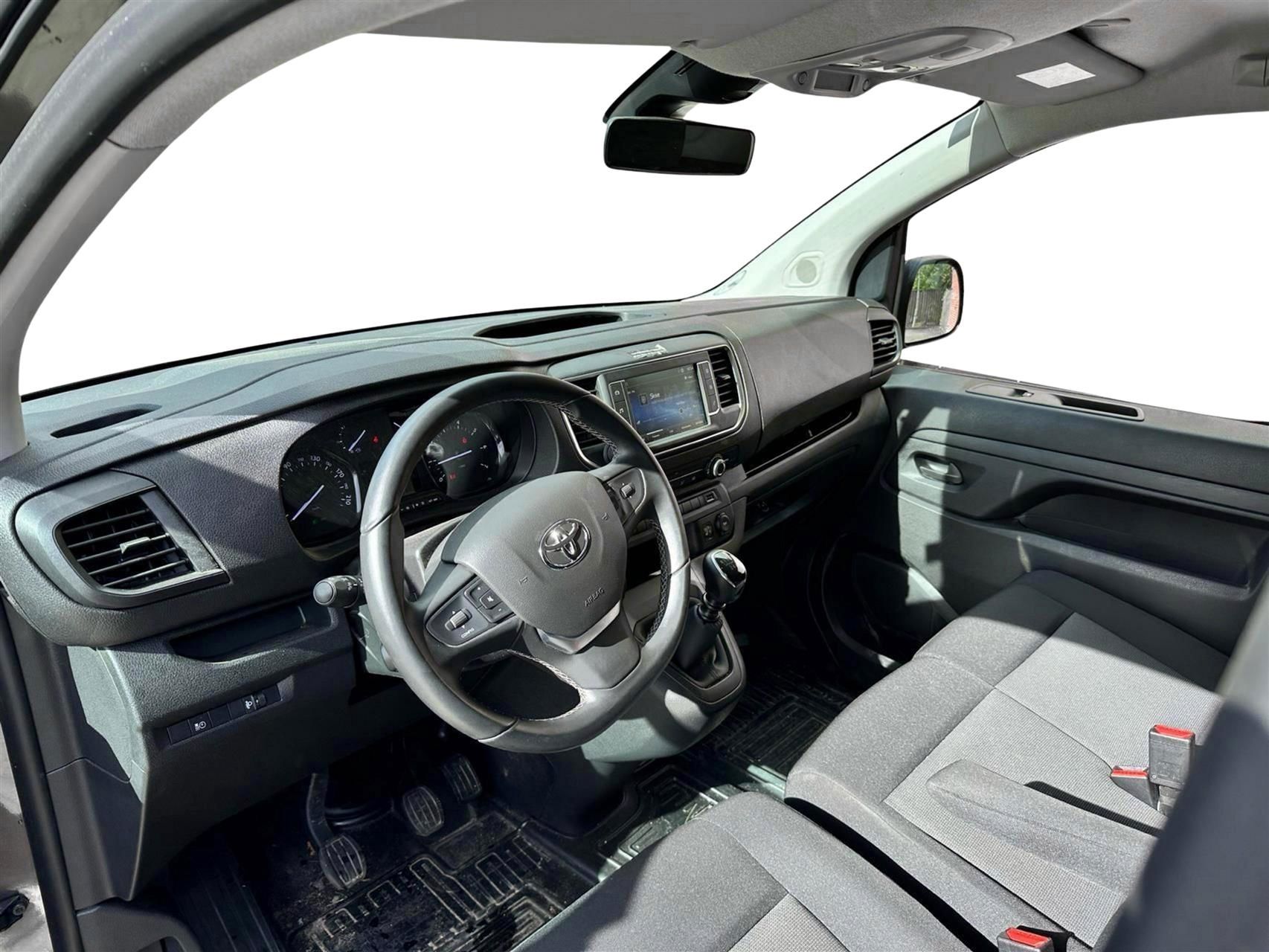 Billede af Toyota Proace 2.0D 144hp Long/En skydedør COMFORT Master