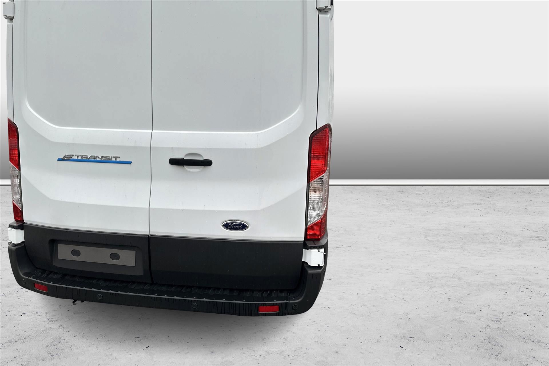 Billede af Ford E-Transit 350 L3H2 EL Trend RWD 184HK Van Aut.