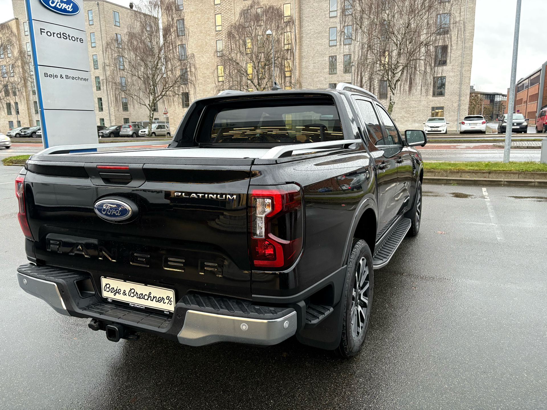 Billede af Ford Ranger Double Cab 3,0 EcoBlue Platinum e-4WD 240HK Pick-Up 10g Aut.