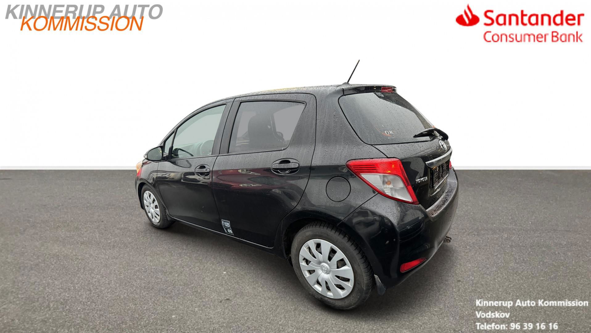 Billede af Toyota Yaris 1,4 D-4D T2 90HK 5d 6g