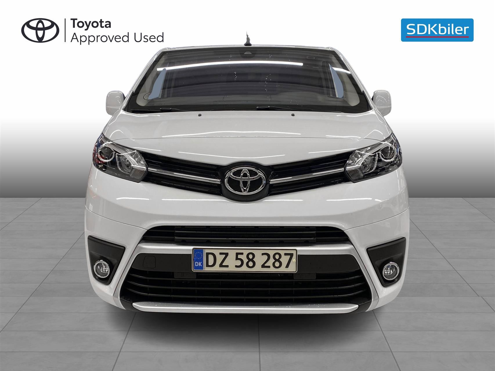 Billede af Toyota Proace Electric Long EL Comfort Master+ m/ 2 Skydedøre 136HK Van Aut.