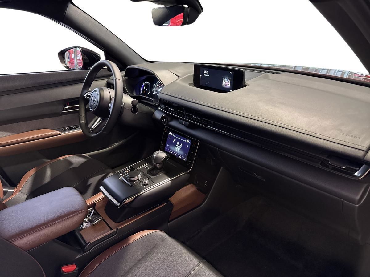 Billede af Mazda MX-30 0,8 e-Skyactiv R-EV  Plugin-hybrid Advance 170HK 5d Trinl. Gear