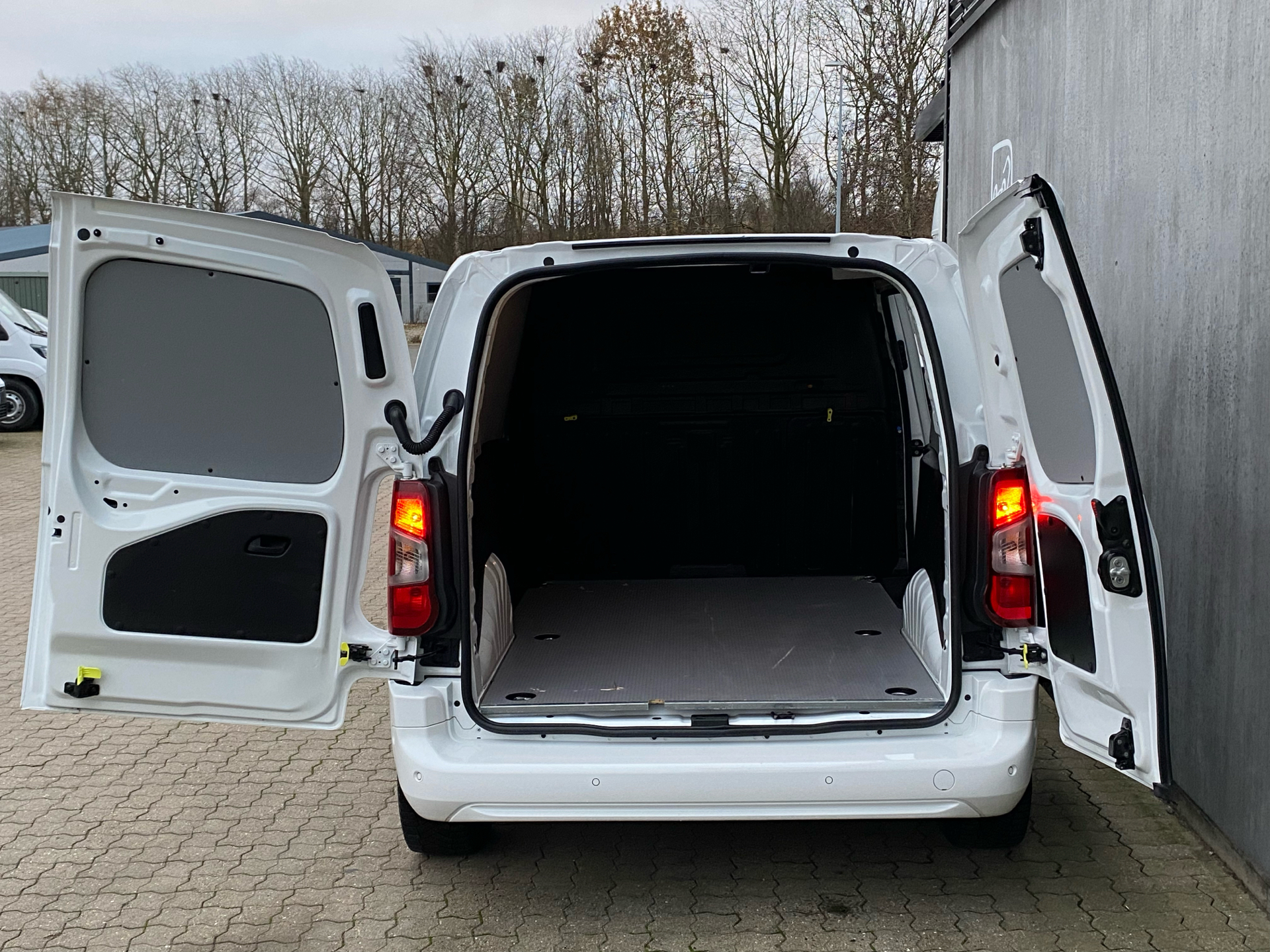 Billede af Opel Combo L2V2 1,5 D Enjoy+ 102HK Van