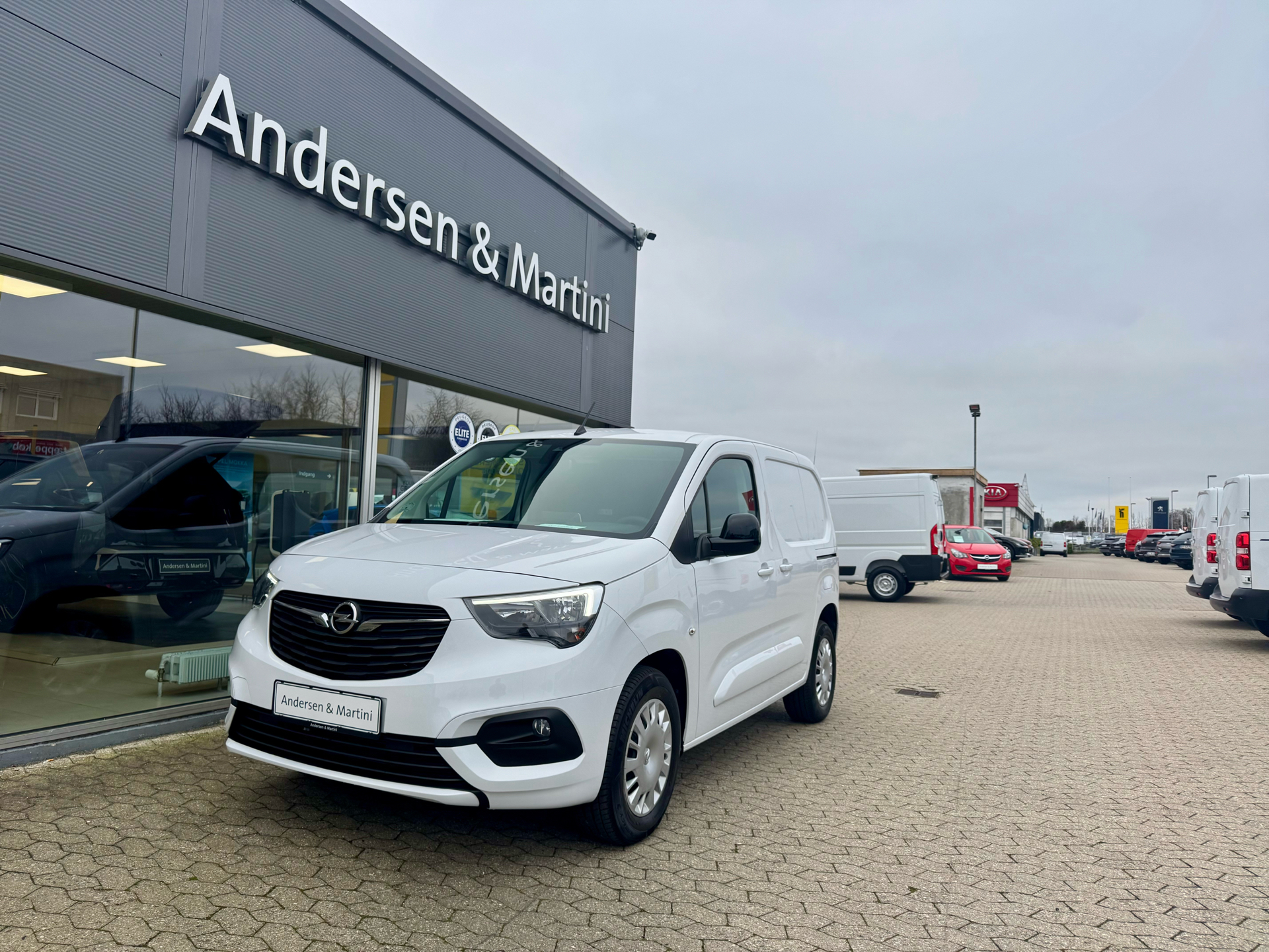 Billede af Opel Combo-e L1V1 EL Innovation+ 136HK Van Aut.