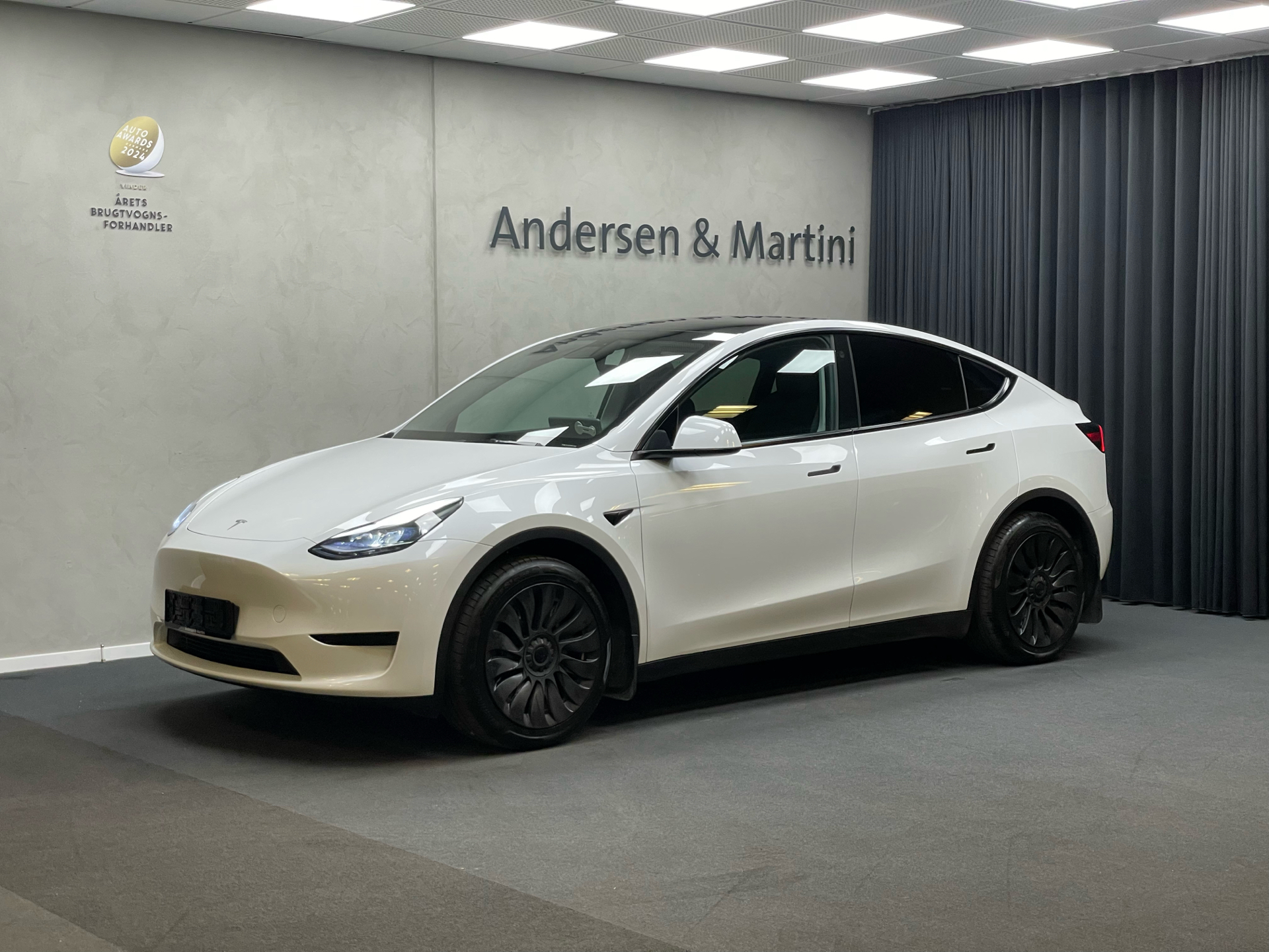 Billede af Tesla Model Y EL RWD 299HK 5d Aut.