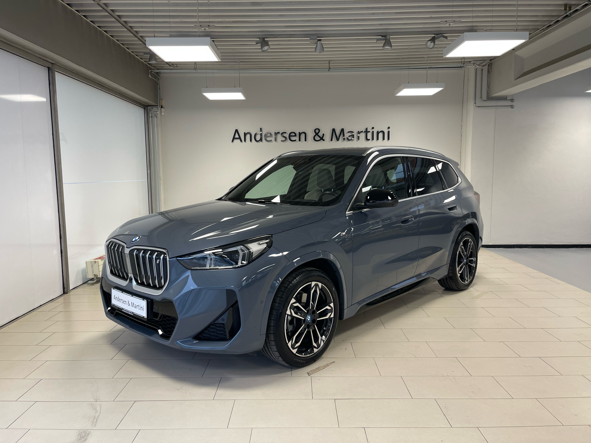 Billede af BMW iX1 xDrive30 EL M-Sport 4x4 313HK 5d Aut.