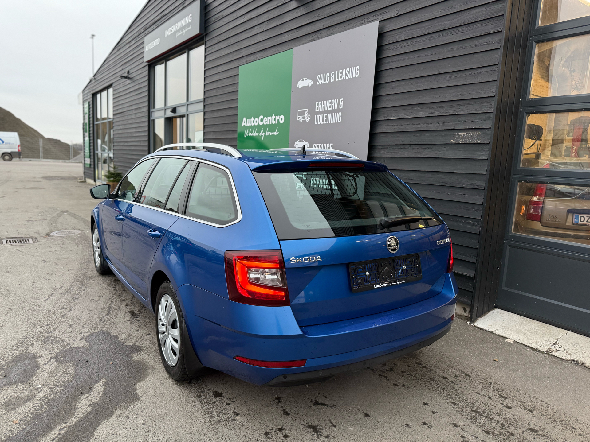 Billede af Skoda Octavia Combi 1,5 TSI ACT Business Line + Celebration DSG 150HK Stc 7g Aut.