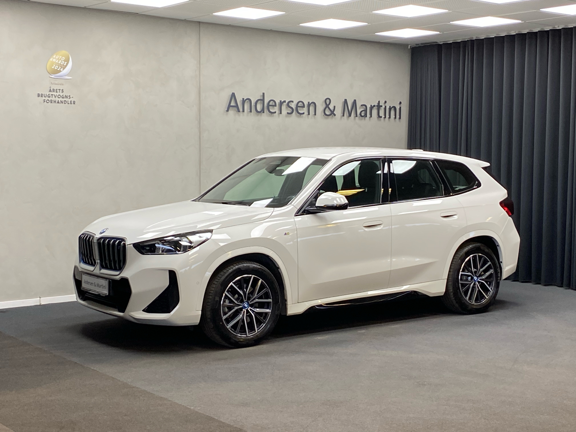 Billede af BMW iX1 xDrive30 EL M-Sport 4x4 313HK 5d Aut.