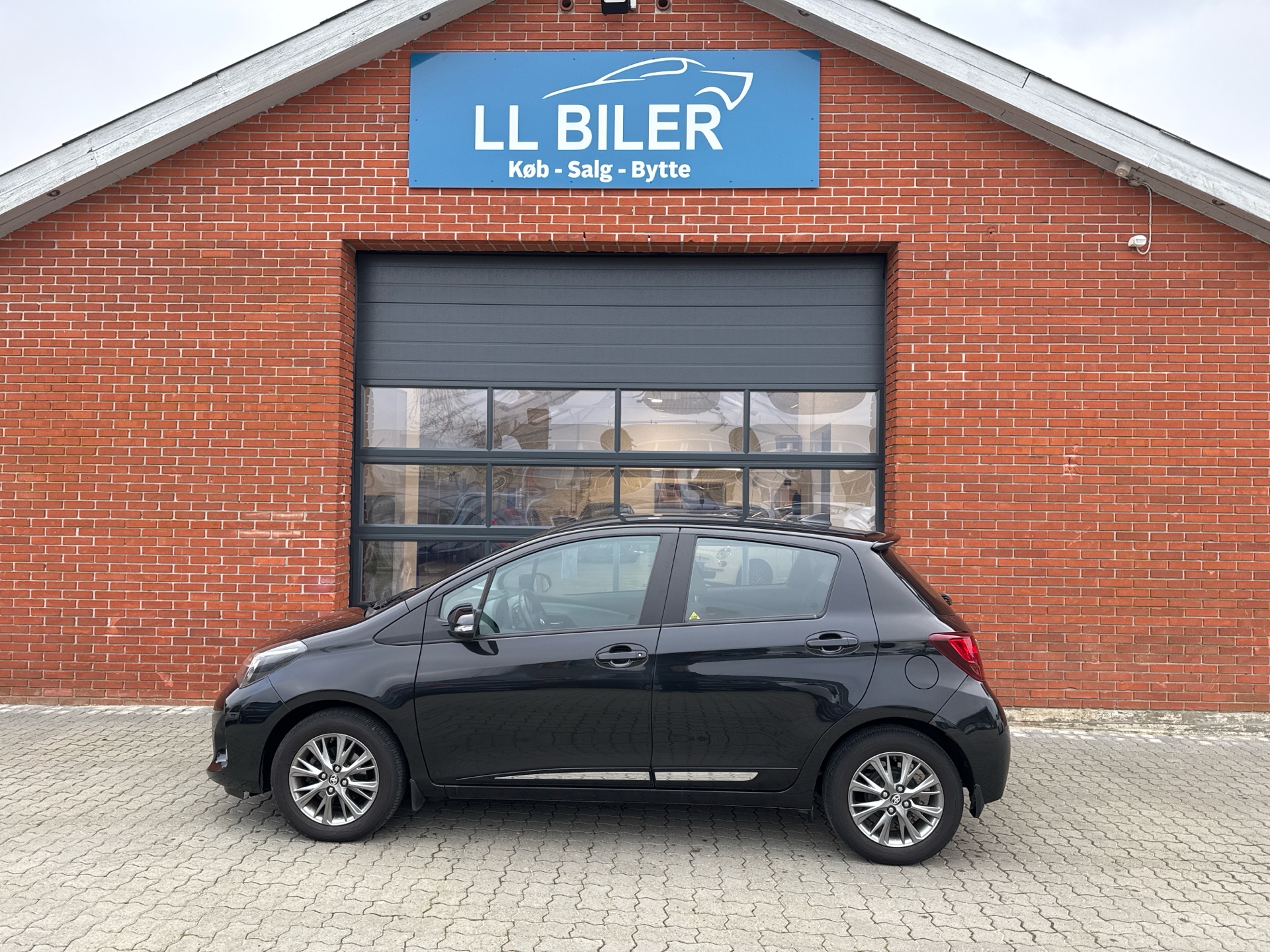 Billede af Toyota Yaris 1,3 VVT-I T2 Comfort 100HK 5d 6g