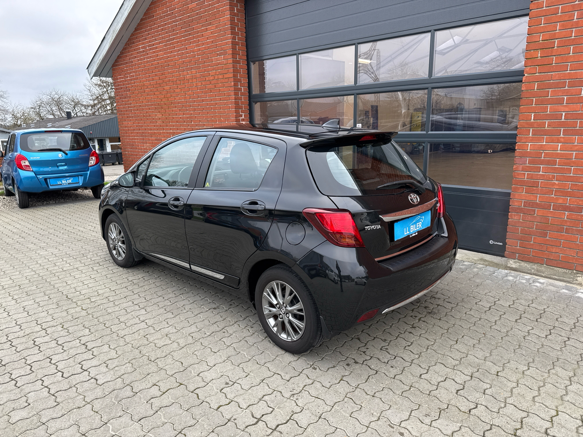 Billede af Toyota Yaris 1,3 VVT-I T2 Comfort 100HK 5d 6g