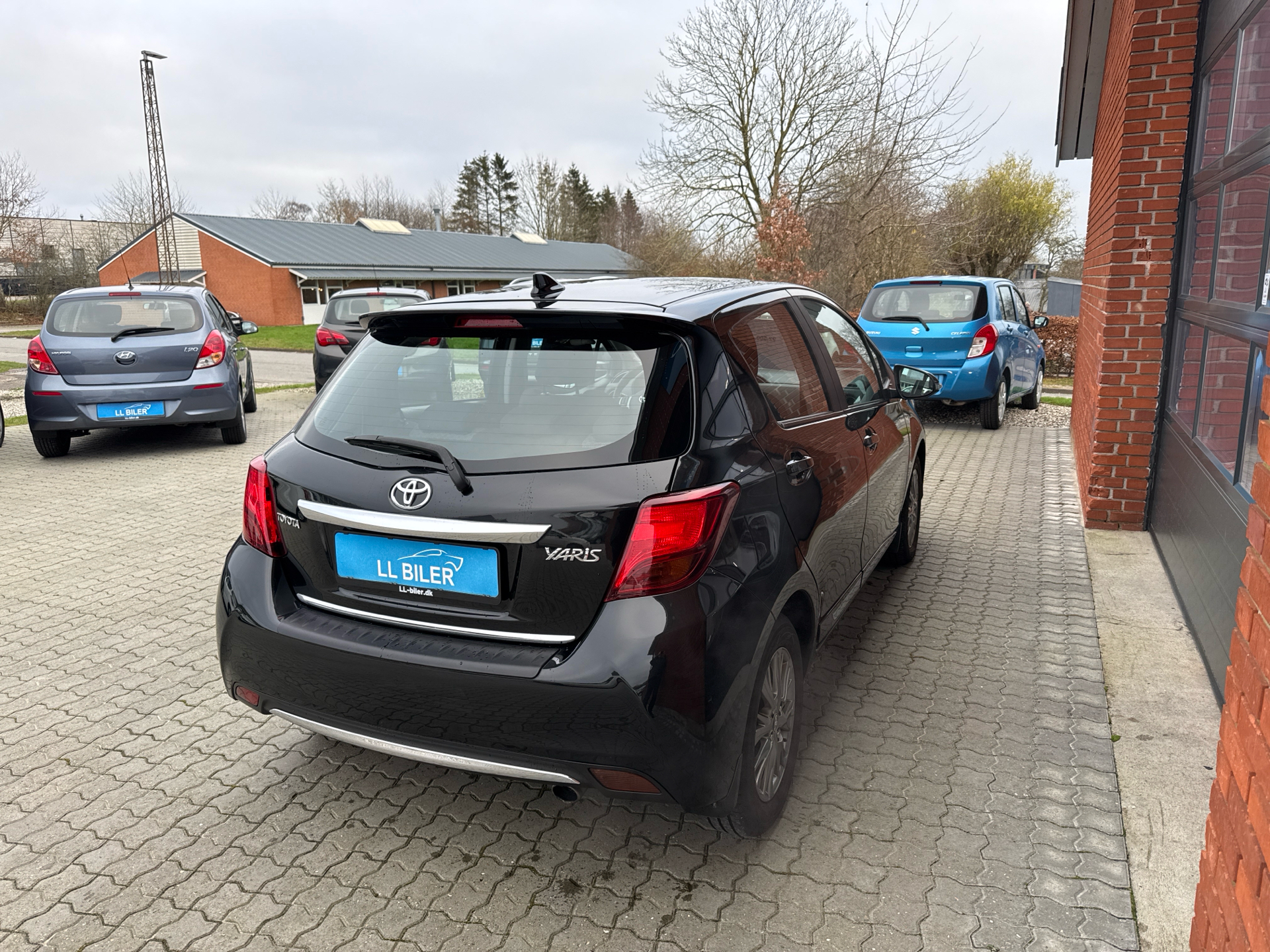 Billede af Toyota Yaris 1,3 VVT-I T2 Comfort 100HK 5d 6g