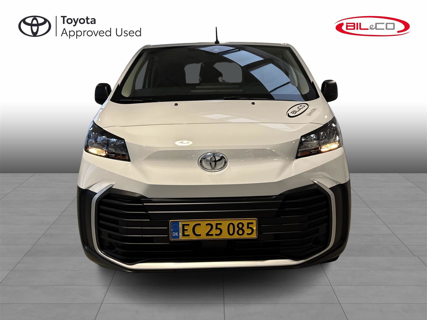 Billede af Toyota Proace Long 2,0 D Comfort Master To skydedør 144HK Van 8g Aut.