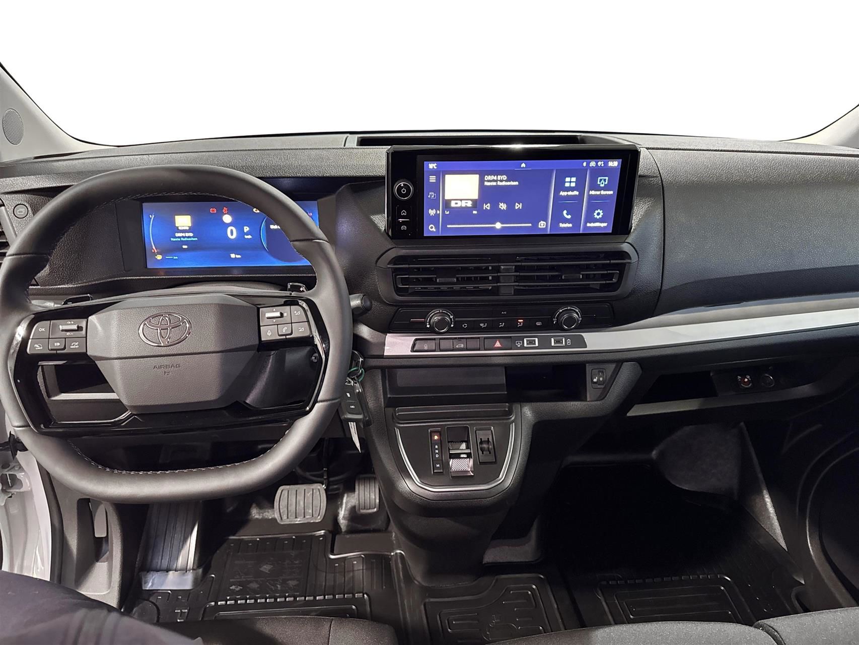 Billede af Toyota Proace Long 2,0 D Comfort Master To skydedør 144HK Van 8g Aut.