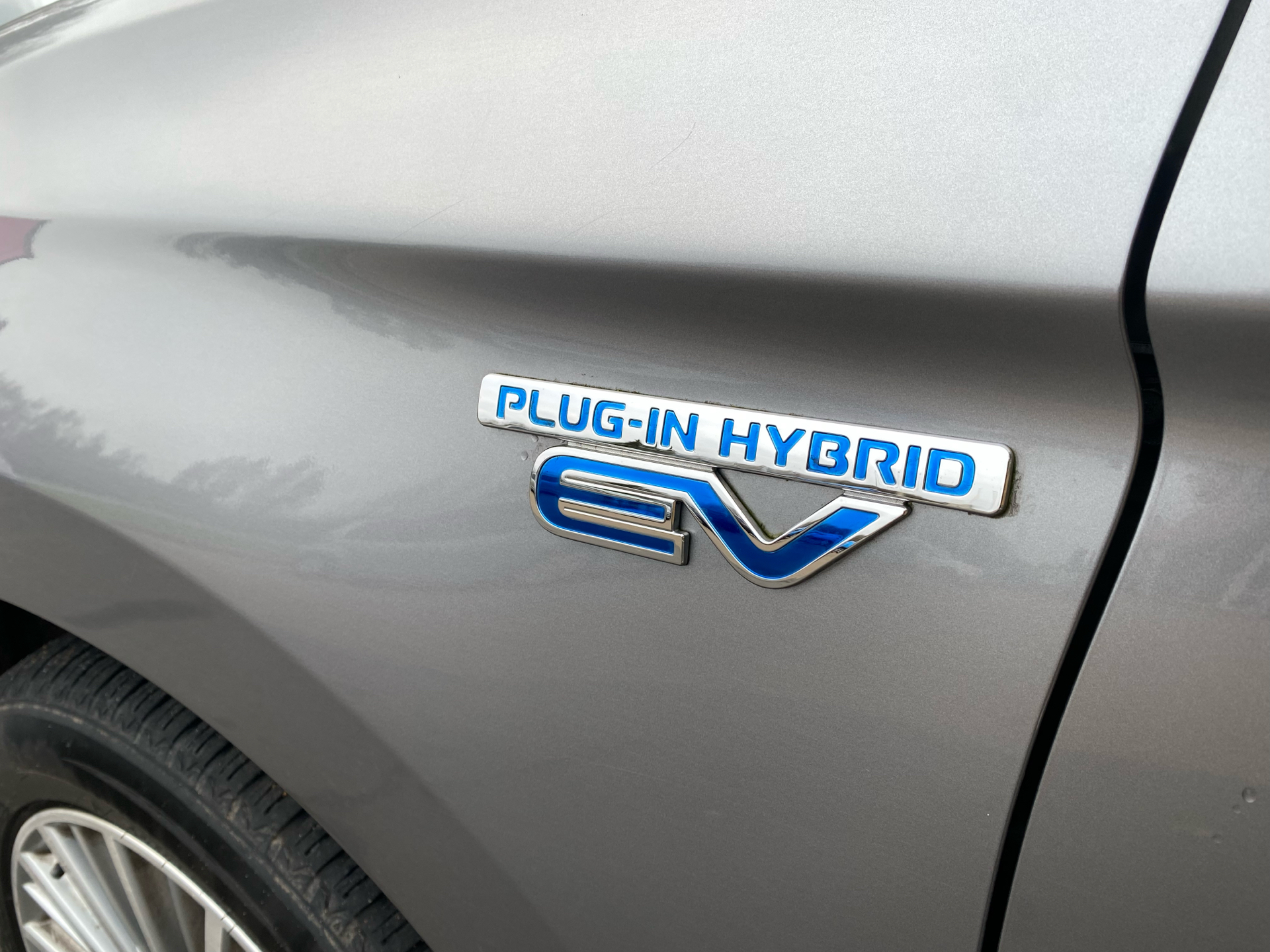 Billede af Mitsubishi Outlander 2,4 PHEV  Plugin-hybrid Instyle 4WD 224HK 5d 6g Trinl. Gear