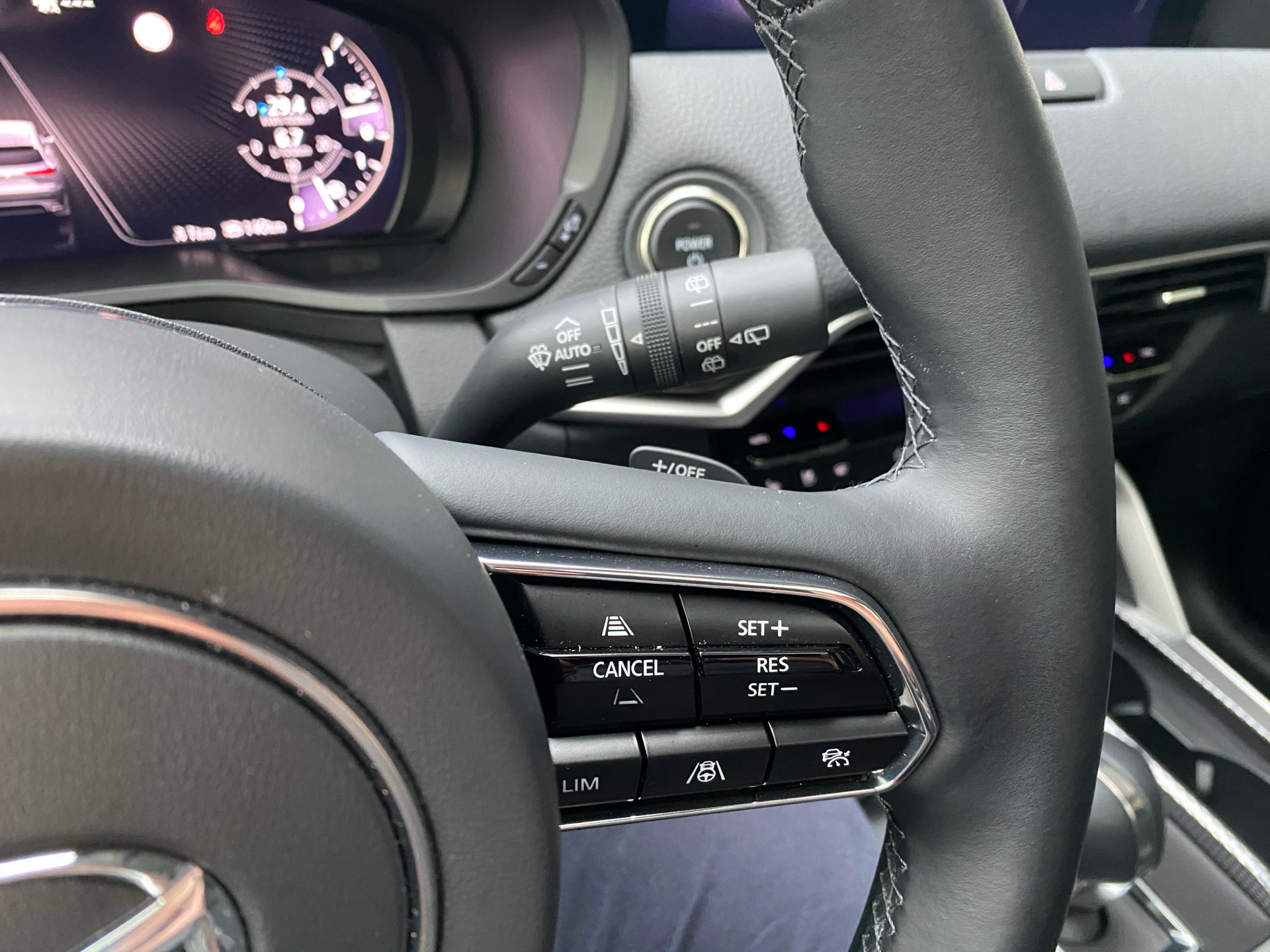 Billede af Mazda CX-60 2,5 e-Skyactiv  Plugin-hybrid Homura AWD 327HK 5d 8g Aut.