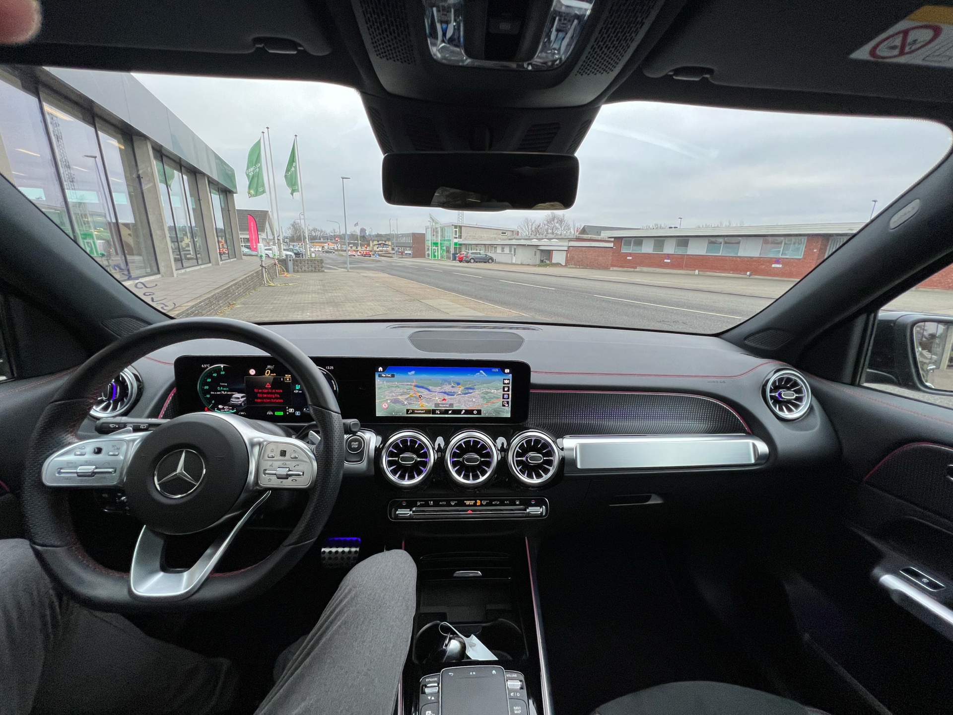 Billede af Mercedes-Benz EQB 250 EL AMG Line 7 sæder 190HK 5d Aut.