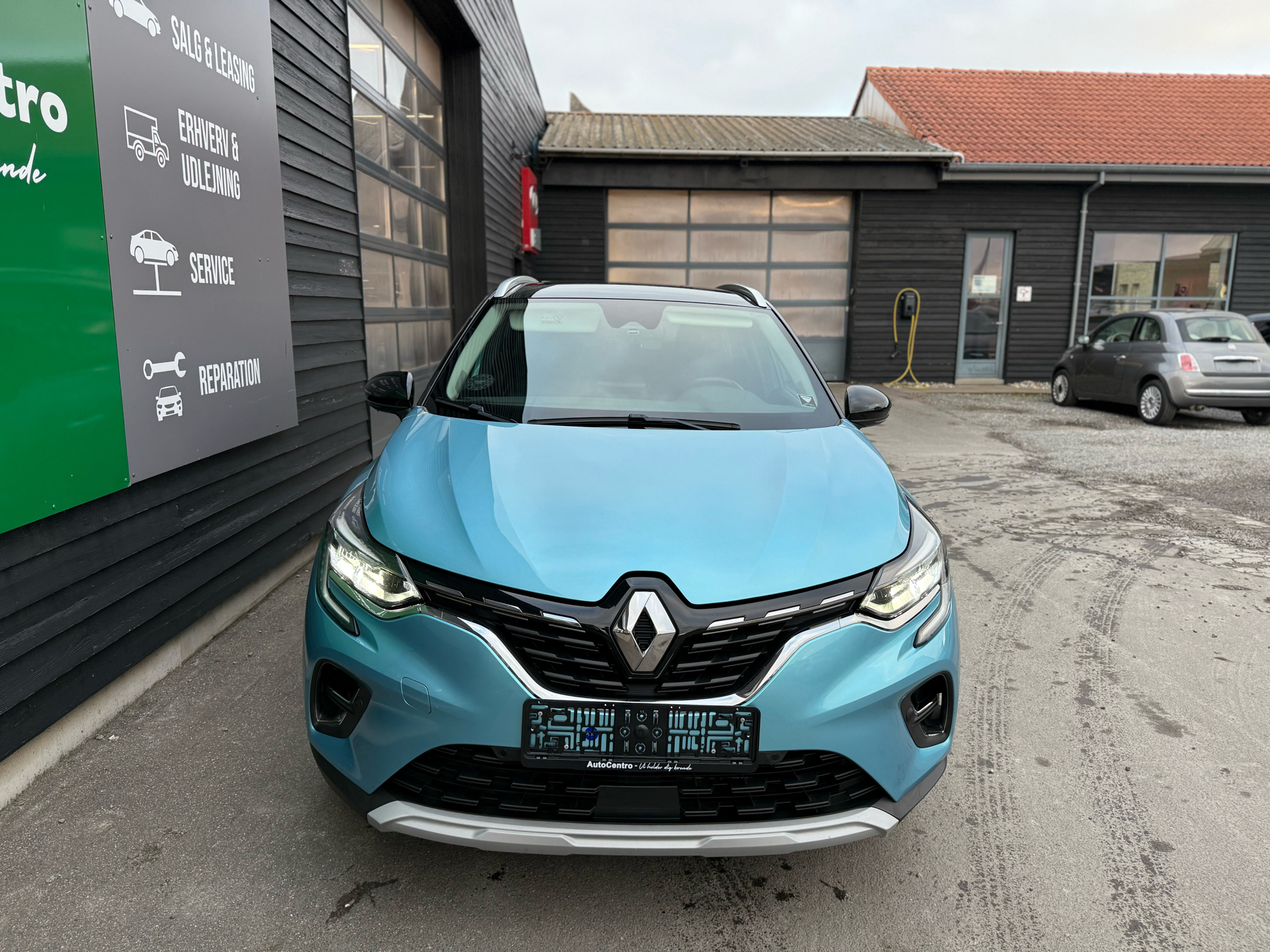 Billede af RENAULT Captur 1,6 E-TECH  Plugin-hybrid Intens 160HK 5d Aut.