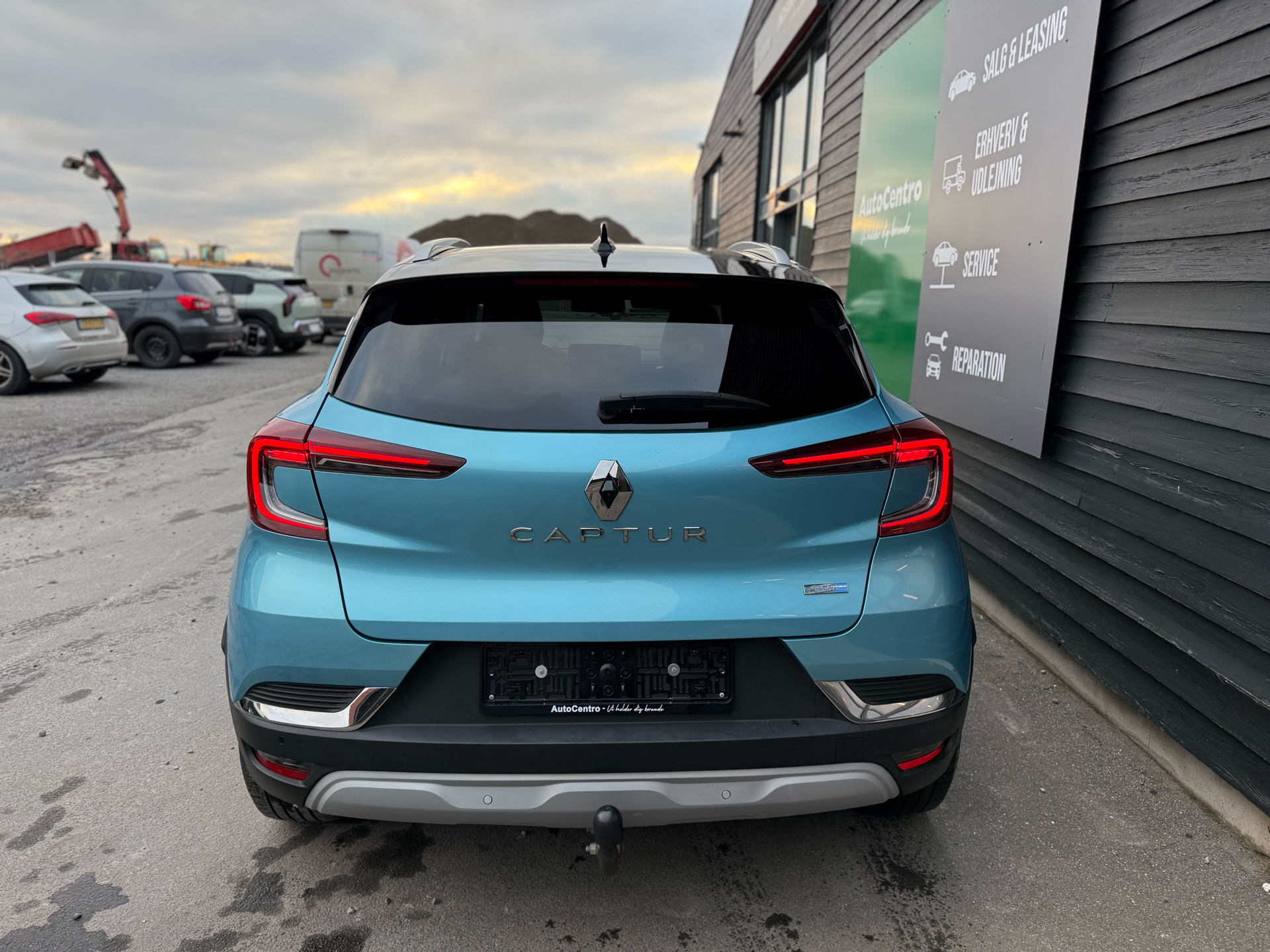 Billede af RENAULT Captur 1,6 E-TECH  Plugin-hybrid Intens 160HK 5d Aut.