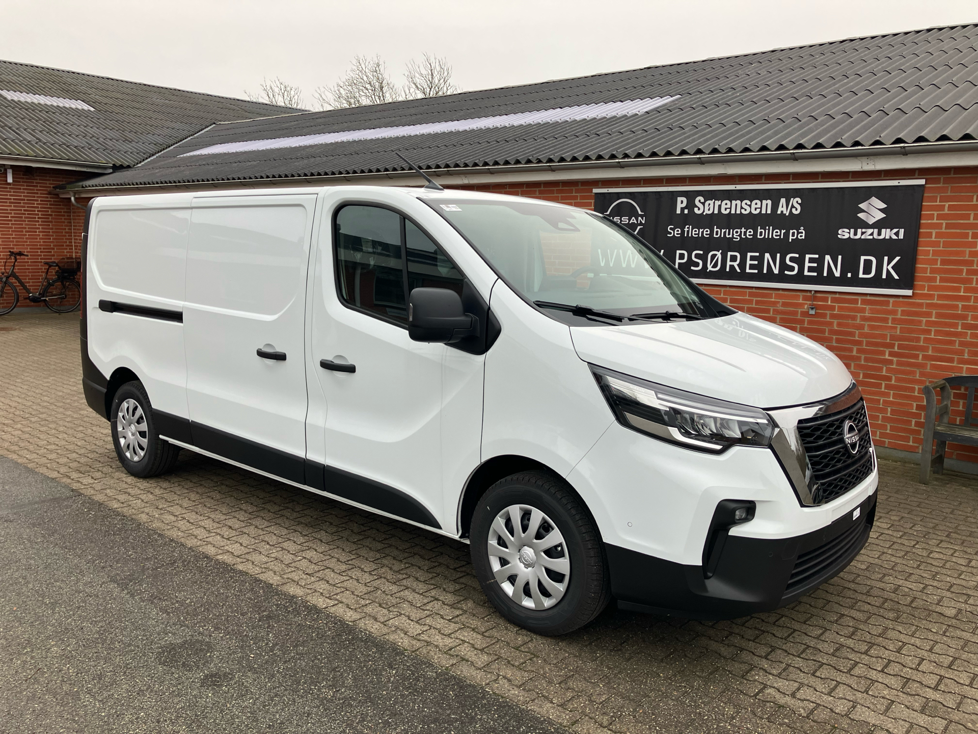 Billede af Nissan Primastar L2H1 2,0 DCi N-Connecta 150HK Van 6g Aut.