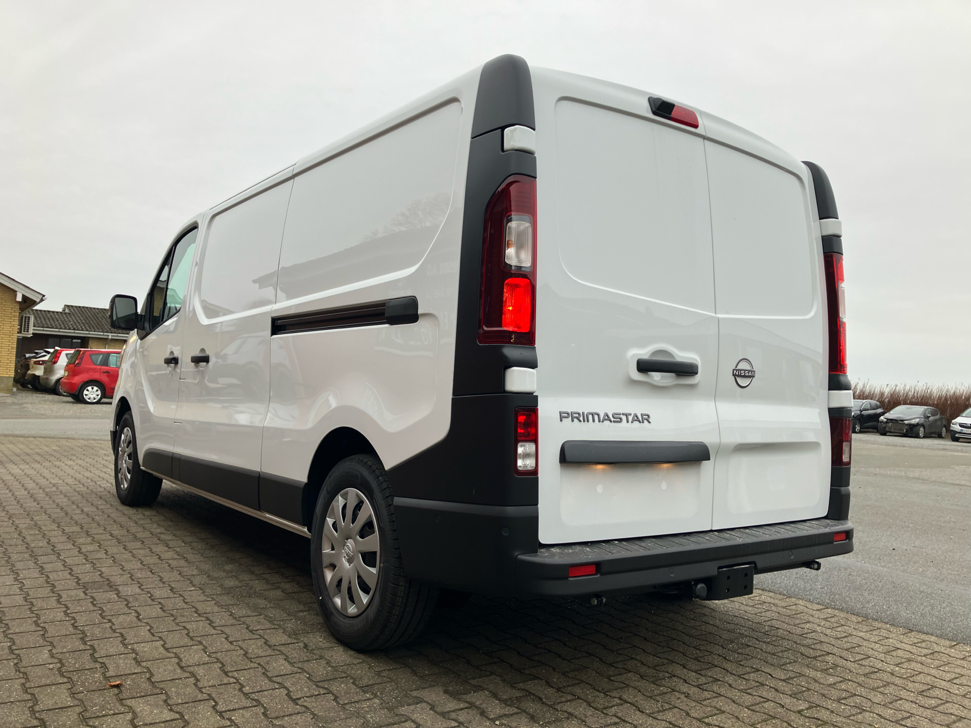 Billede af Nissan Primastar L2H1 2,0 DCi N-Connecta 150HK Van 6g Aut.