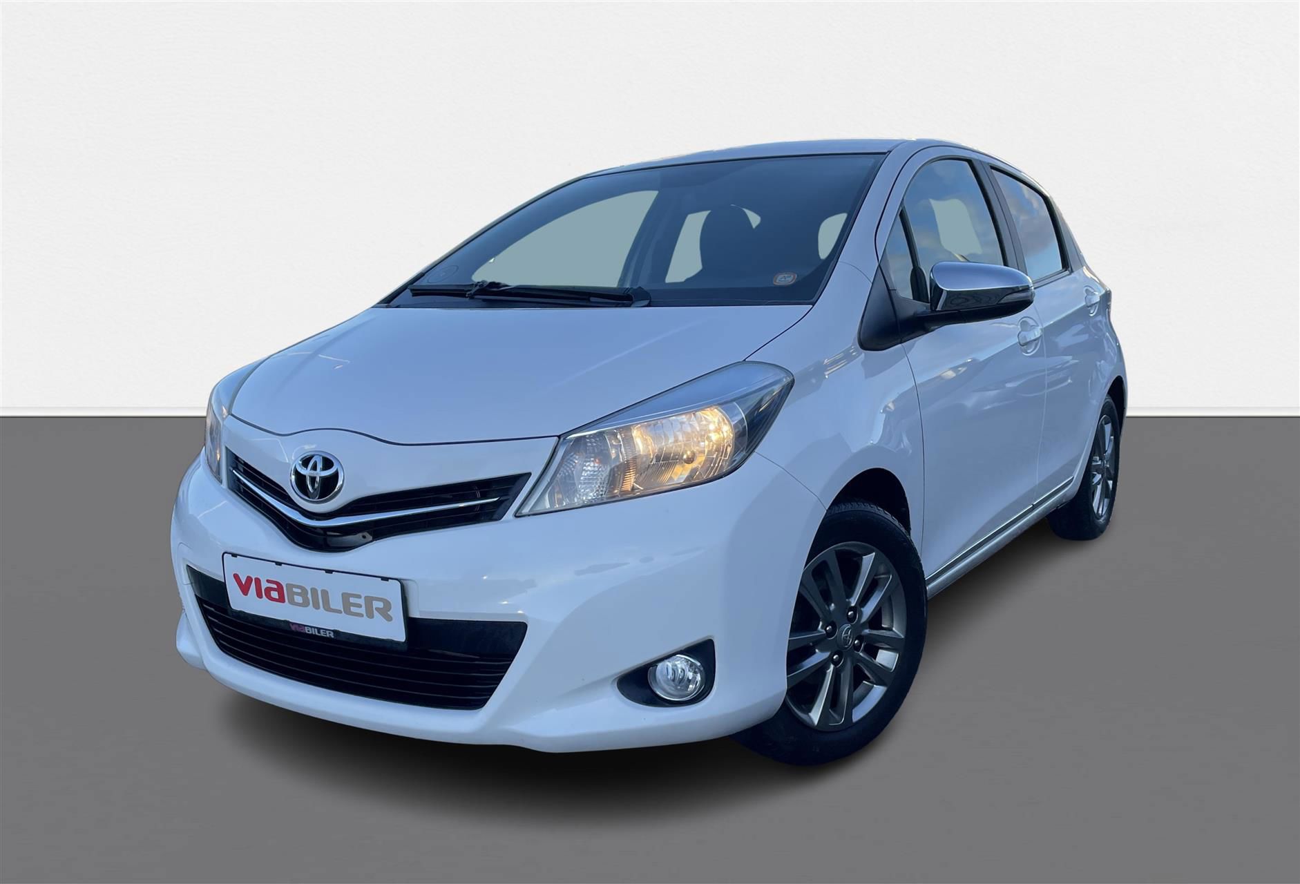 Billede af Toyota Yaris 1,3 VVT-I T2 Style 100HK 5d 6g