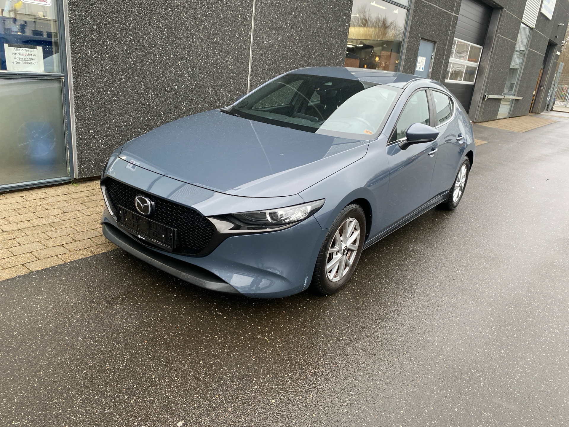 Billede af Mazda 3 2,0 Skyactiv-G  Mild hybrid Sense 122HK 5d 6g