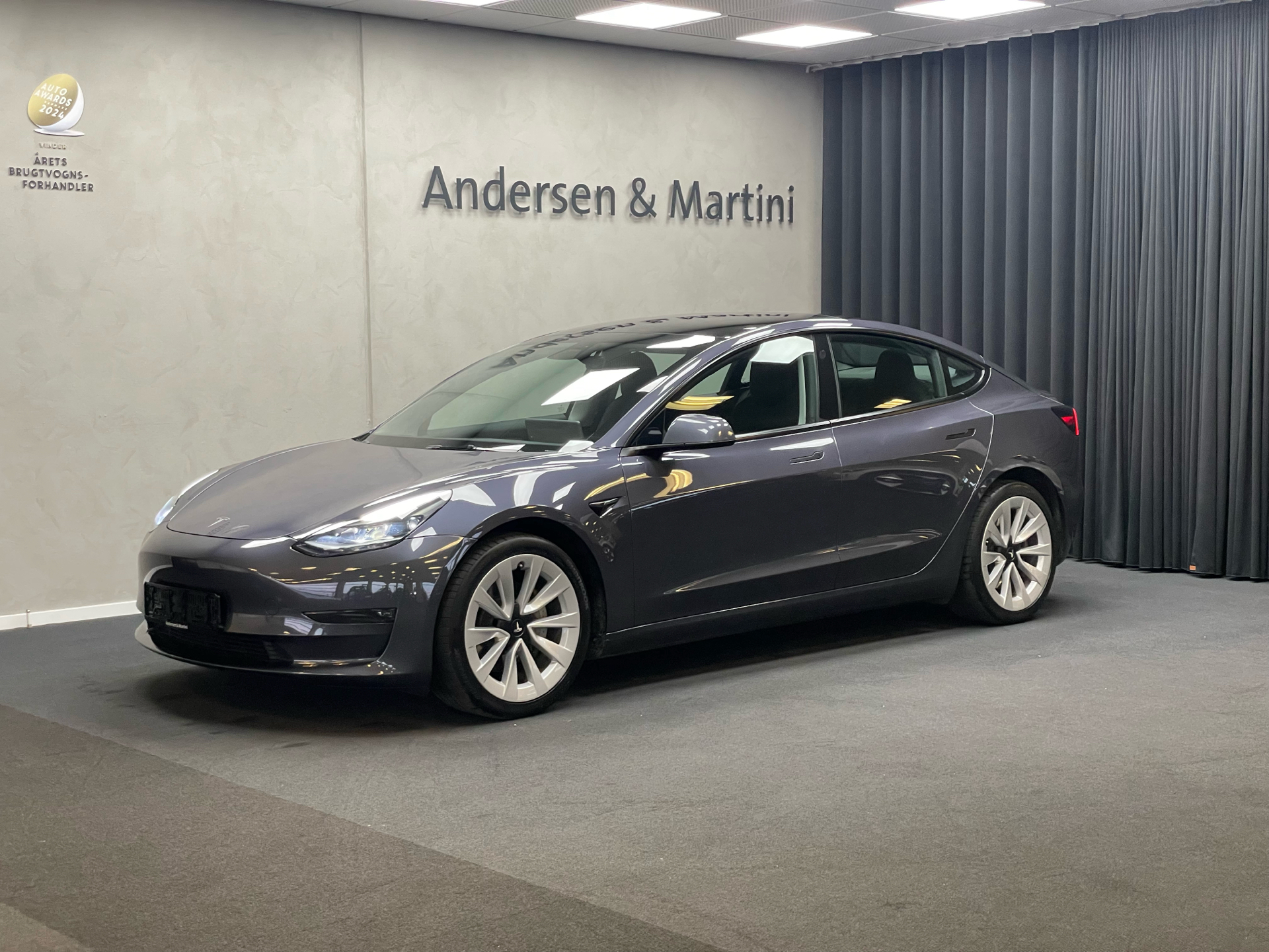 Billede af Tesla Model 3 EL Long Range 19'' AWD 498HK Aut. 