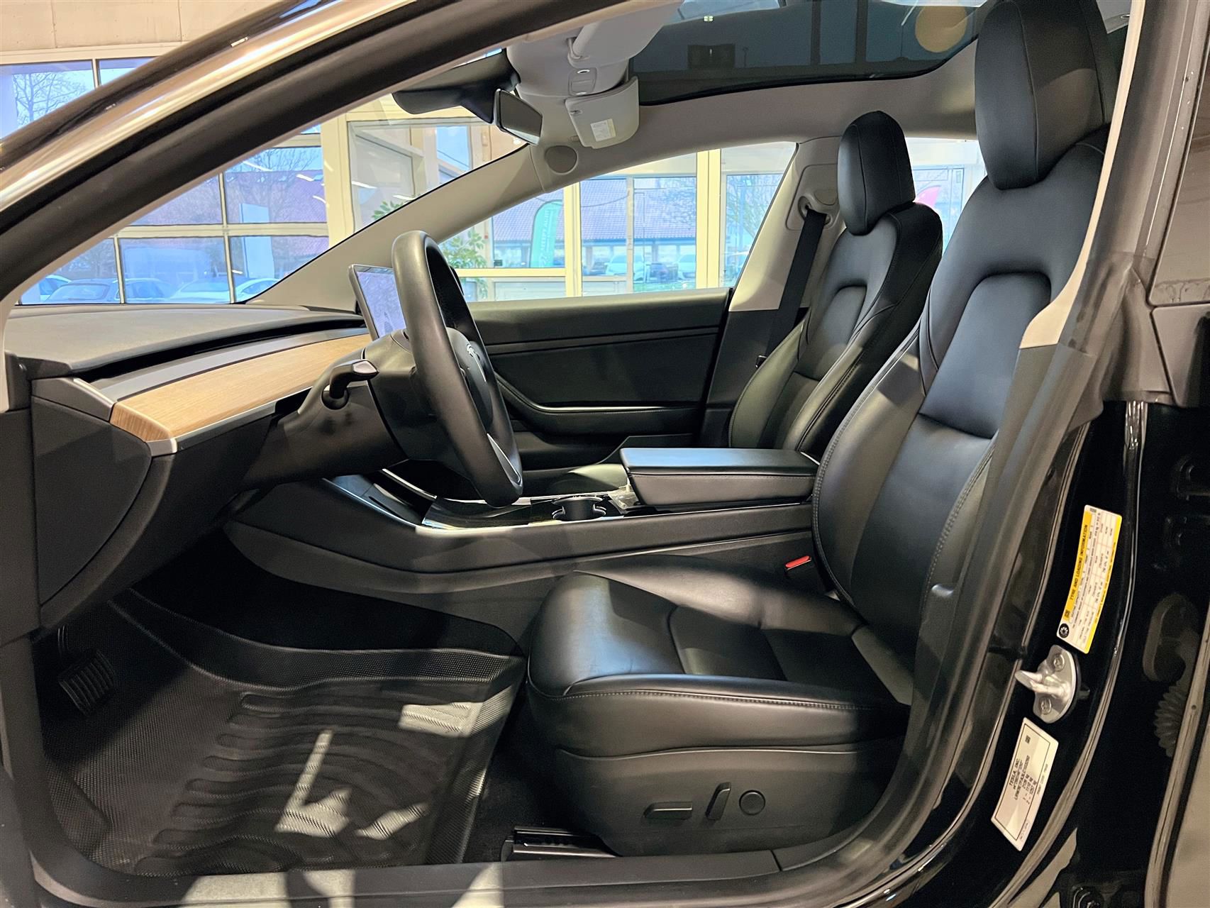 Billede af Tesla Model 3 EL Standard Range Plus 306HK Aut.