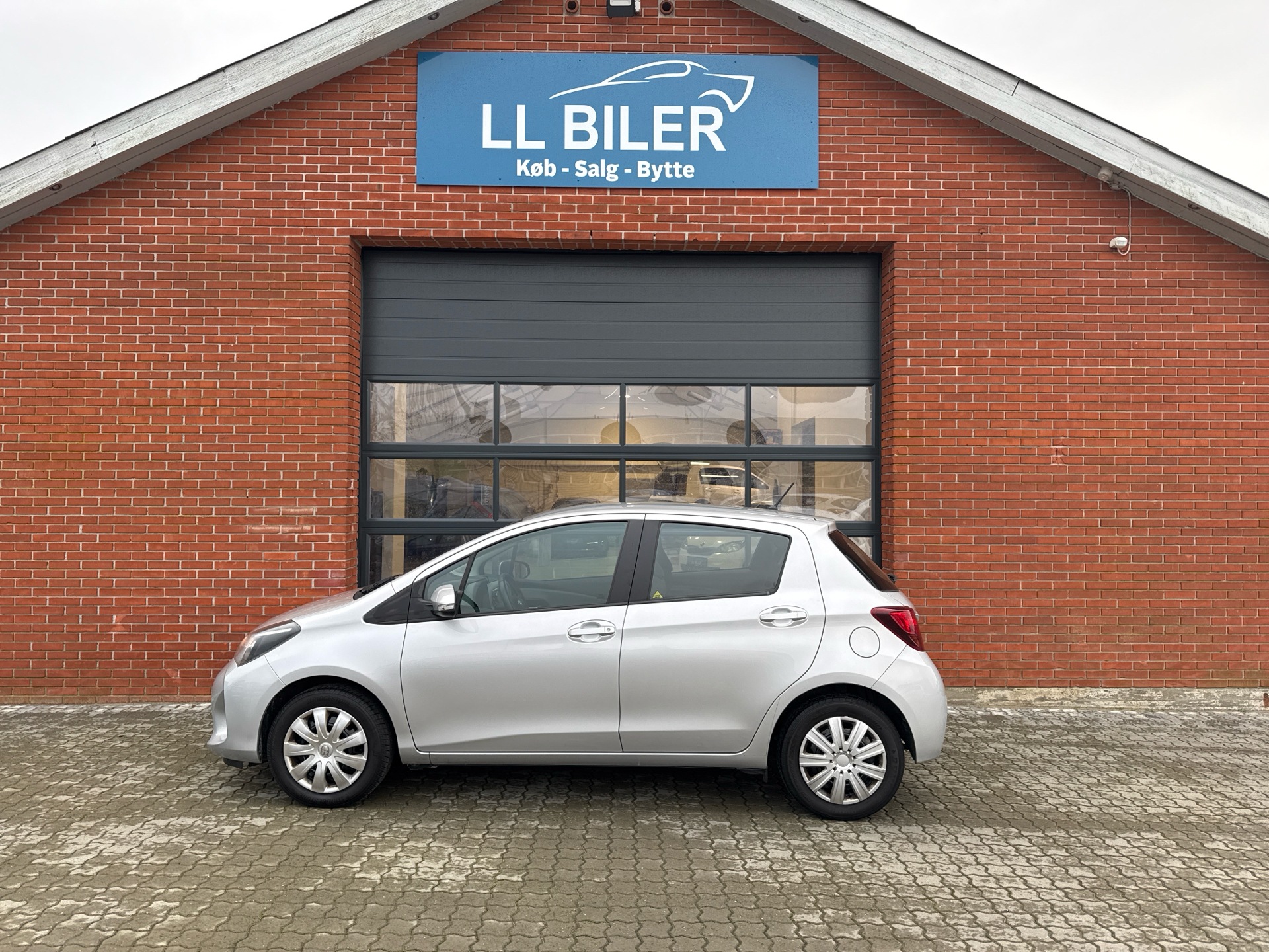 Billede af Toyota Yaris 1,3 VVT-I T2 100HK 5d 6g