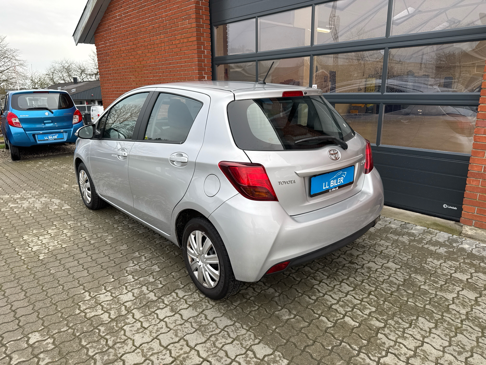 Billede af Toyota Yaris 1,3 VVT-I T2 100HK 5d 6g