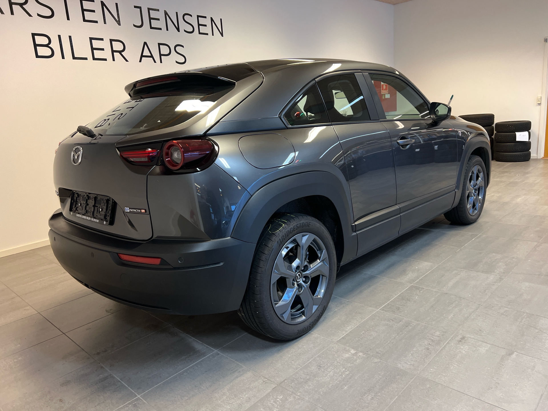 Billede af Mazda MX-30 0,8 e-Skyactiv R-EV  Plugin-hybrid Exclusive-Line 170HK 5d Trinl. Gear