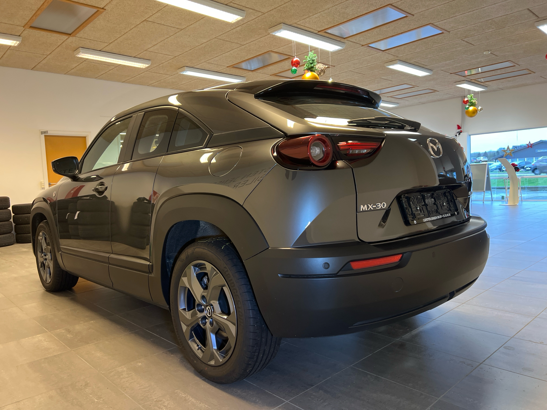 Billede af Mazda MX-30 0,8 e-Skyactiv R-EV  Plugin-hybrid Exclusive-Line 170HK 5d Trinl. Gear