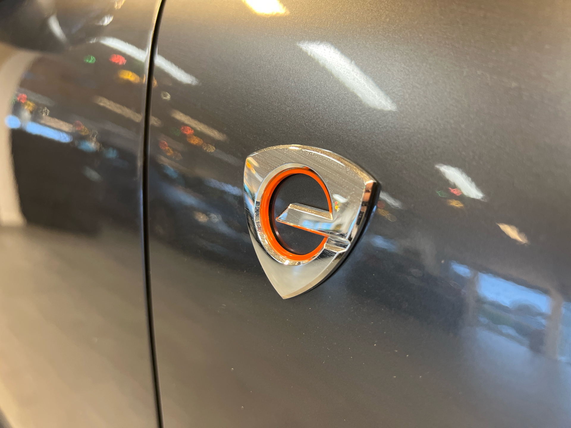 Billede af Mazda MX-30 0,8 e-Skyactiv R-EV  Plugin-hybrid Exclusive-Line 170HK 5d Trinl. Gear