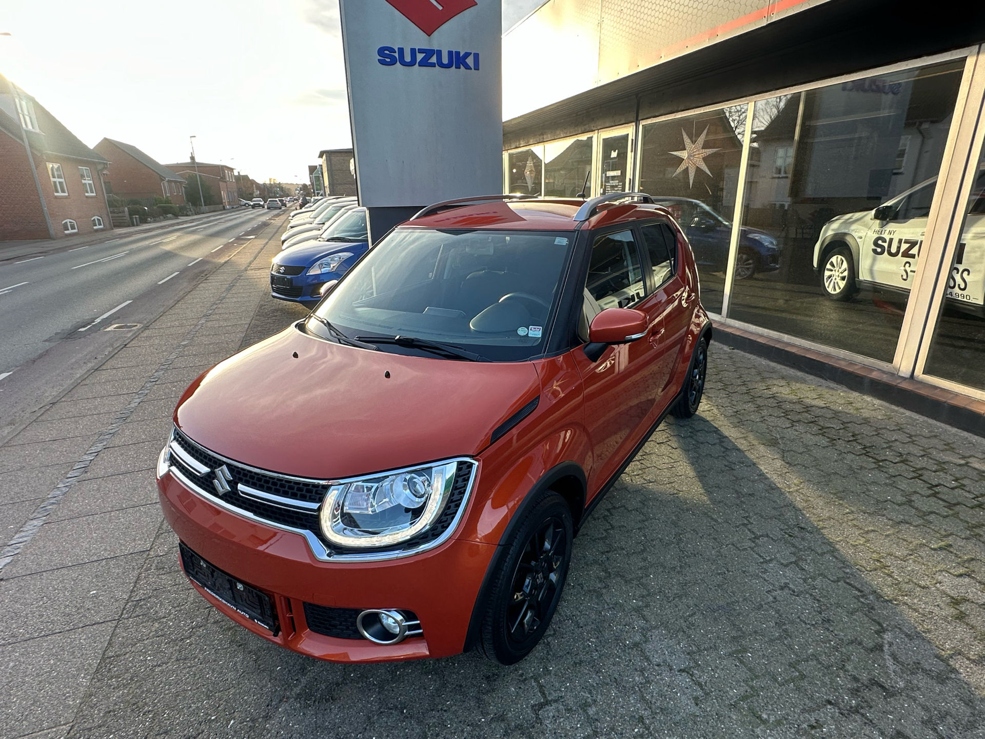 Billede af Suzuki Ignis 1,2 Dualjet  Mild hybrid Adventure AEB mild-hybrid 90HK 5d