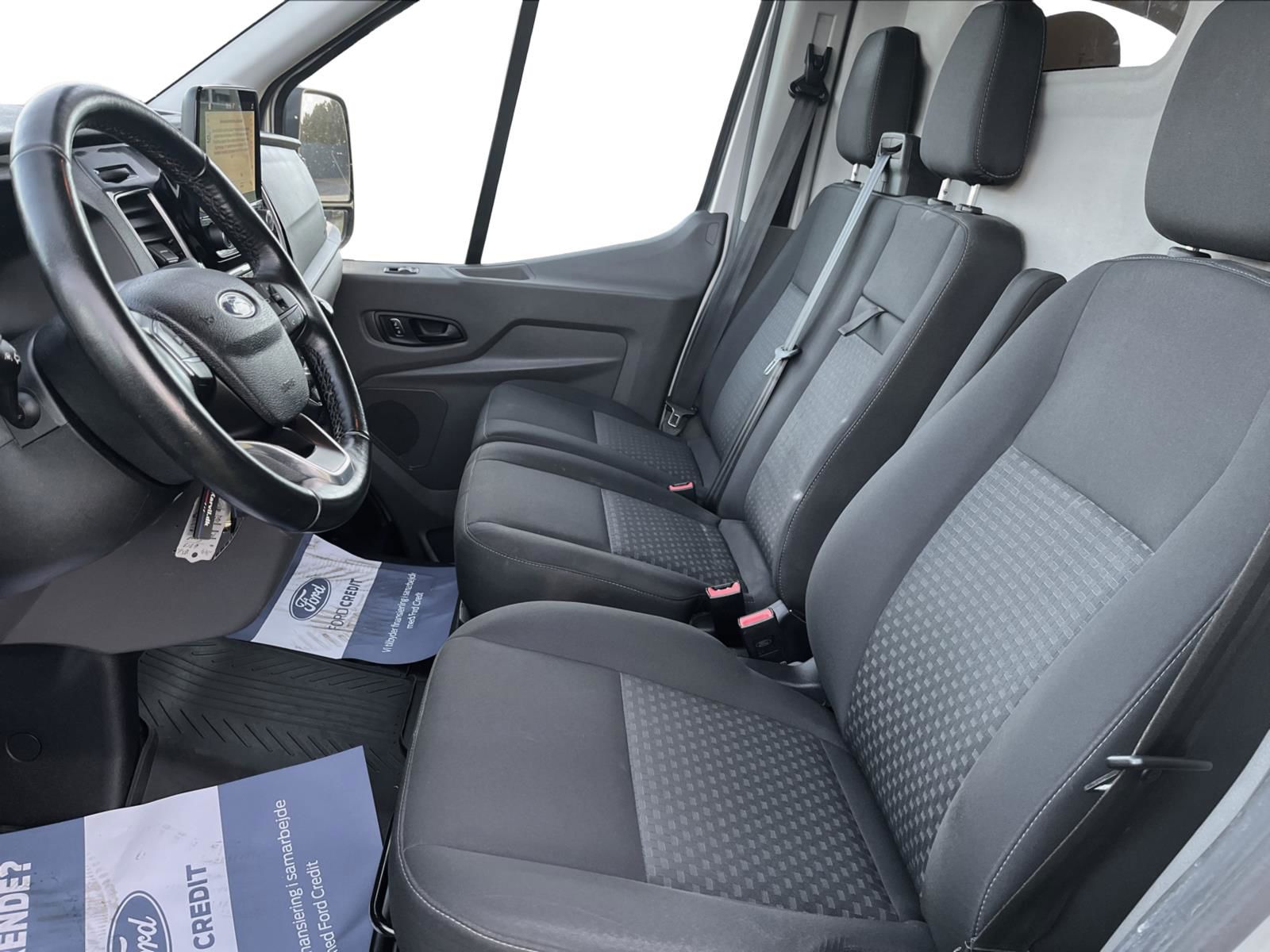 Billede af Ford Transit 350 L2H2 2,0 TDCi Limited 185HK Van 6g