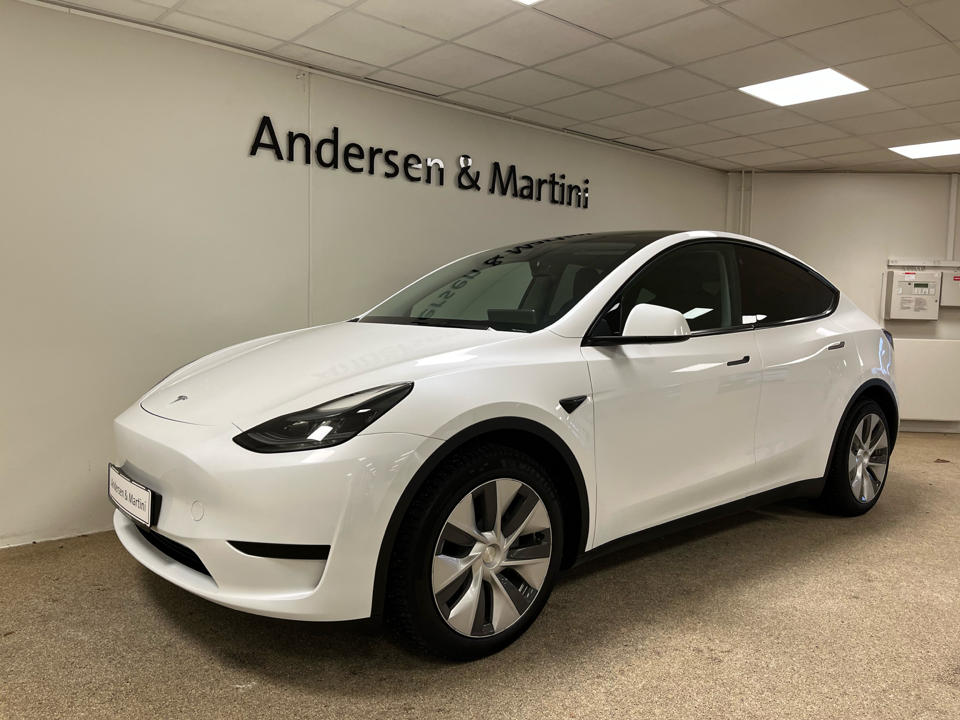 Billede af Tesla Model Y EL RWD 299HK 5d Aut.