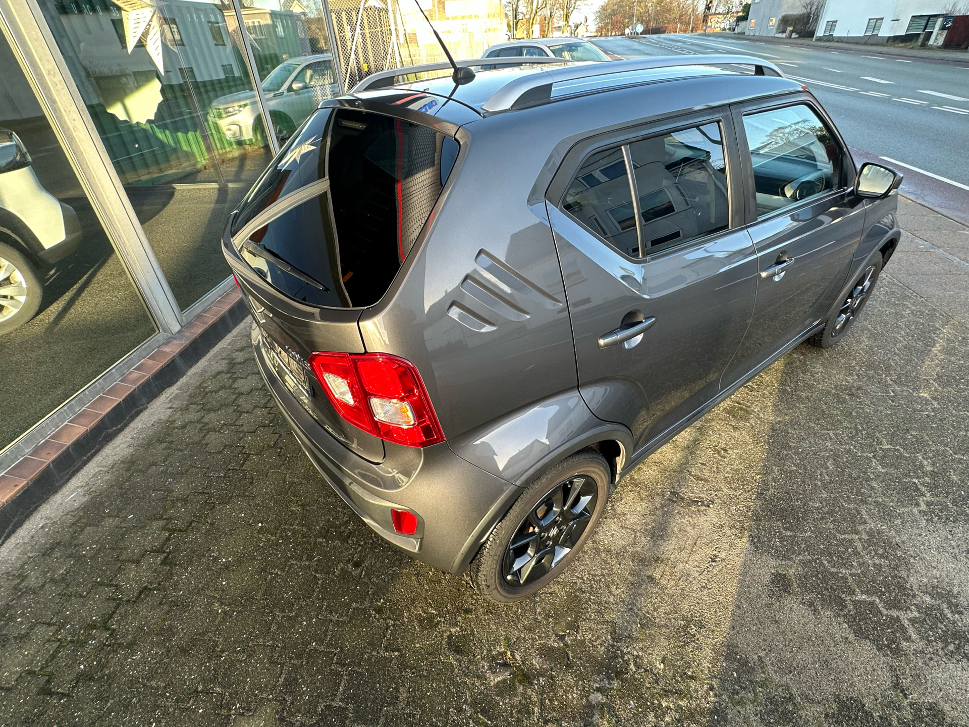 Billede af Suzuki Ignis 1,2 Dualjet 16V Adventure 90HK 5d