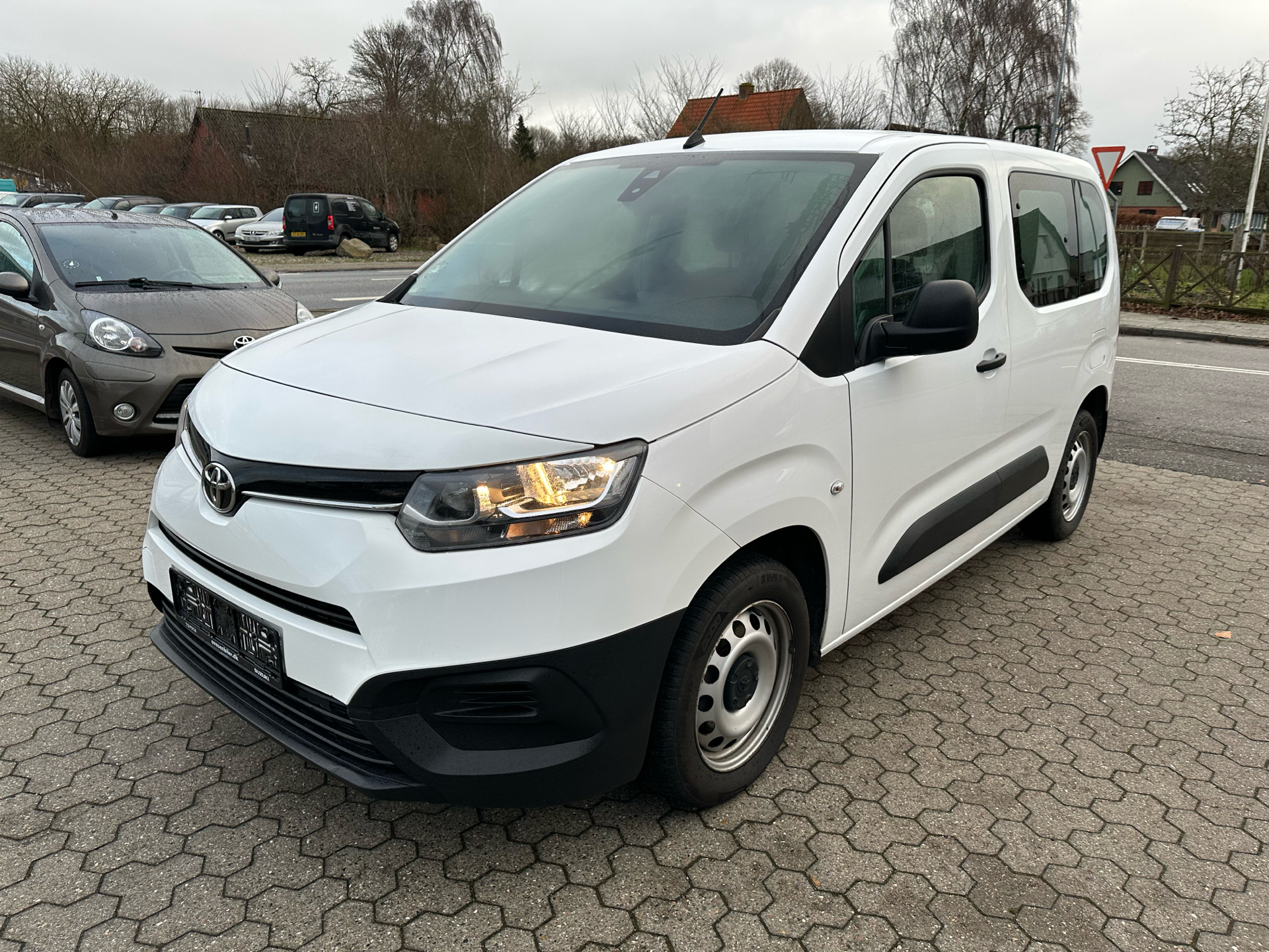 Billede af Toyota Proace City Verso Medium 1,5 D Combi 102HK 6g