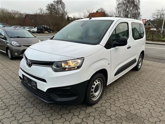 Toyota Proace City Verso Medium 1,5 D Combi 102HK 6g