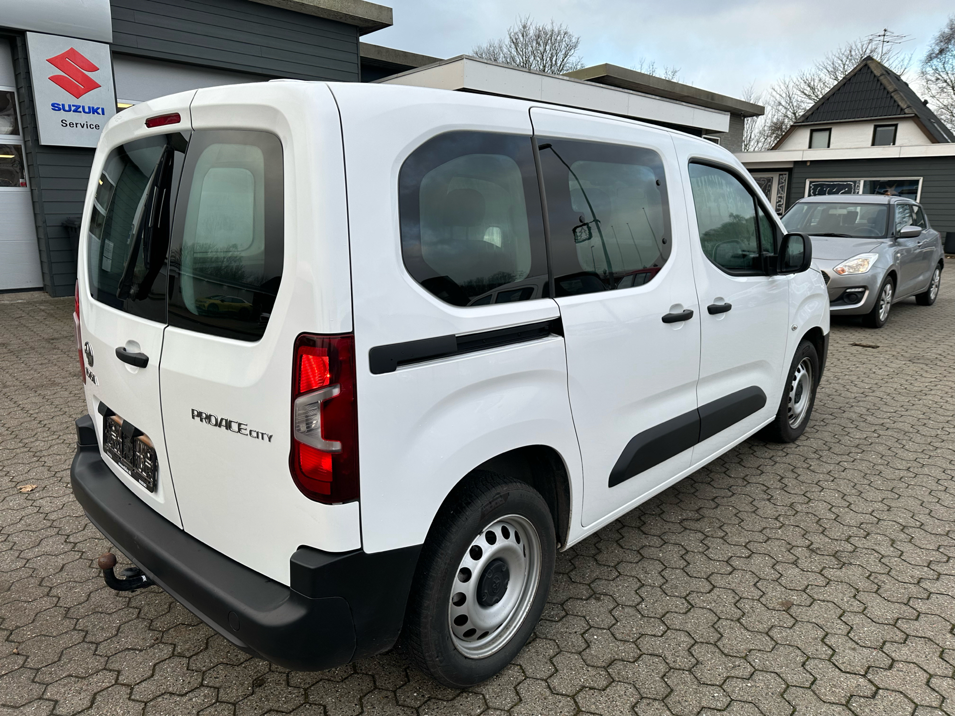 Billede af Toyota Proace City Verso Medium 1,5 D Combi 102HK 6g