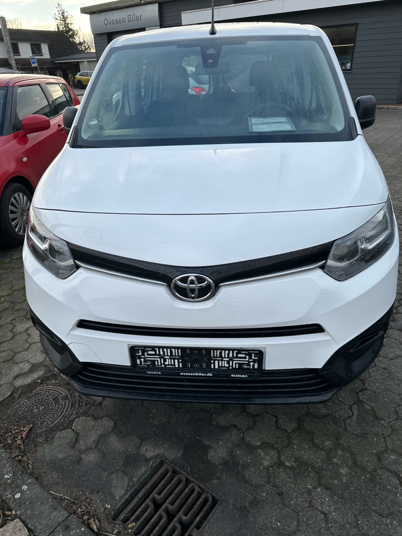 Billede af Toyota Proace City Verso Medium 1,5 D Combi 102HK 6g