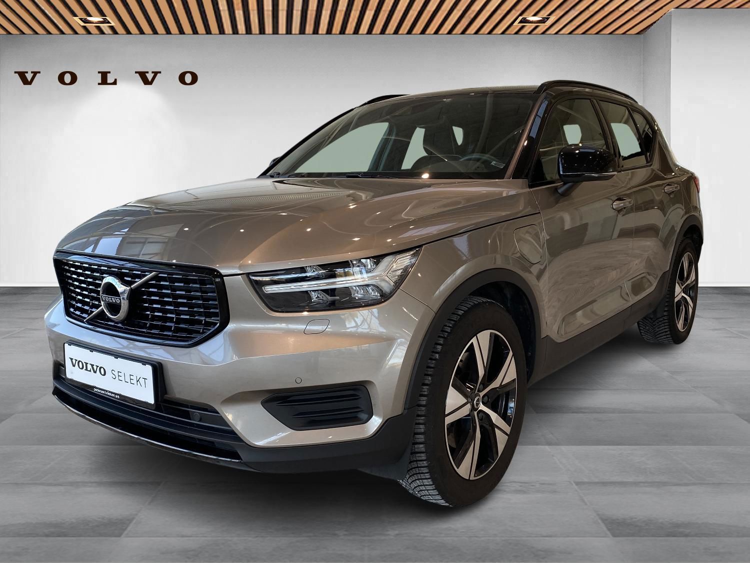 Billede af Volvo XC40 1,5 T5 Twin Engine  Plugin-hybrid R-design 262HK 5d 7g Aut.