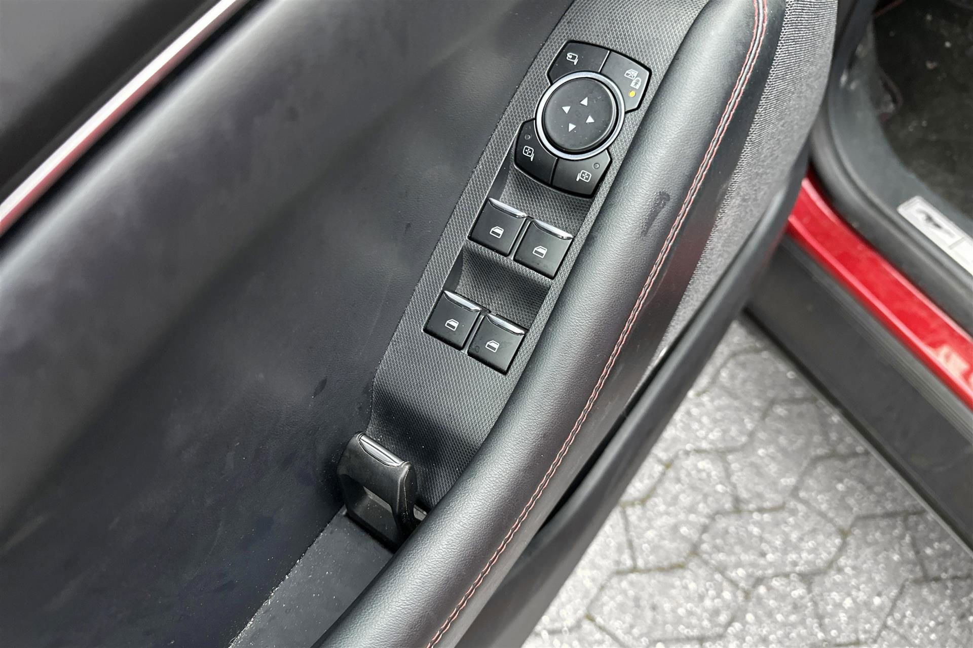 Billede af Ford Mustang Mach-E EL SR Premium AWD 269HK 5d Aut.