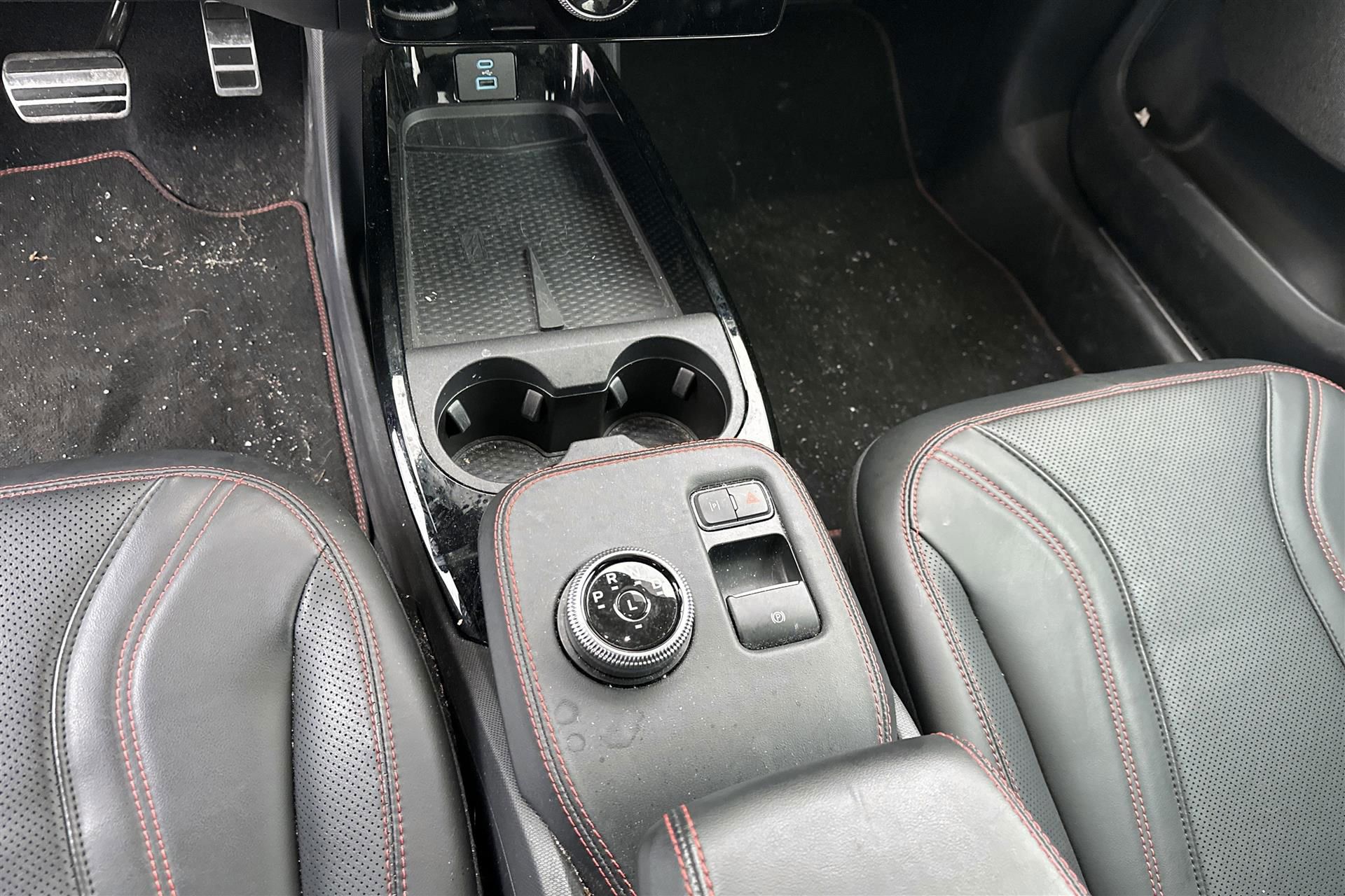 Billede af Ford Mustang Mach-E EL SR Premium AWD 269HK 5d Aut.