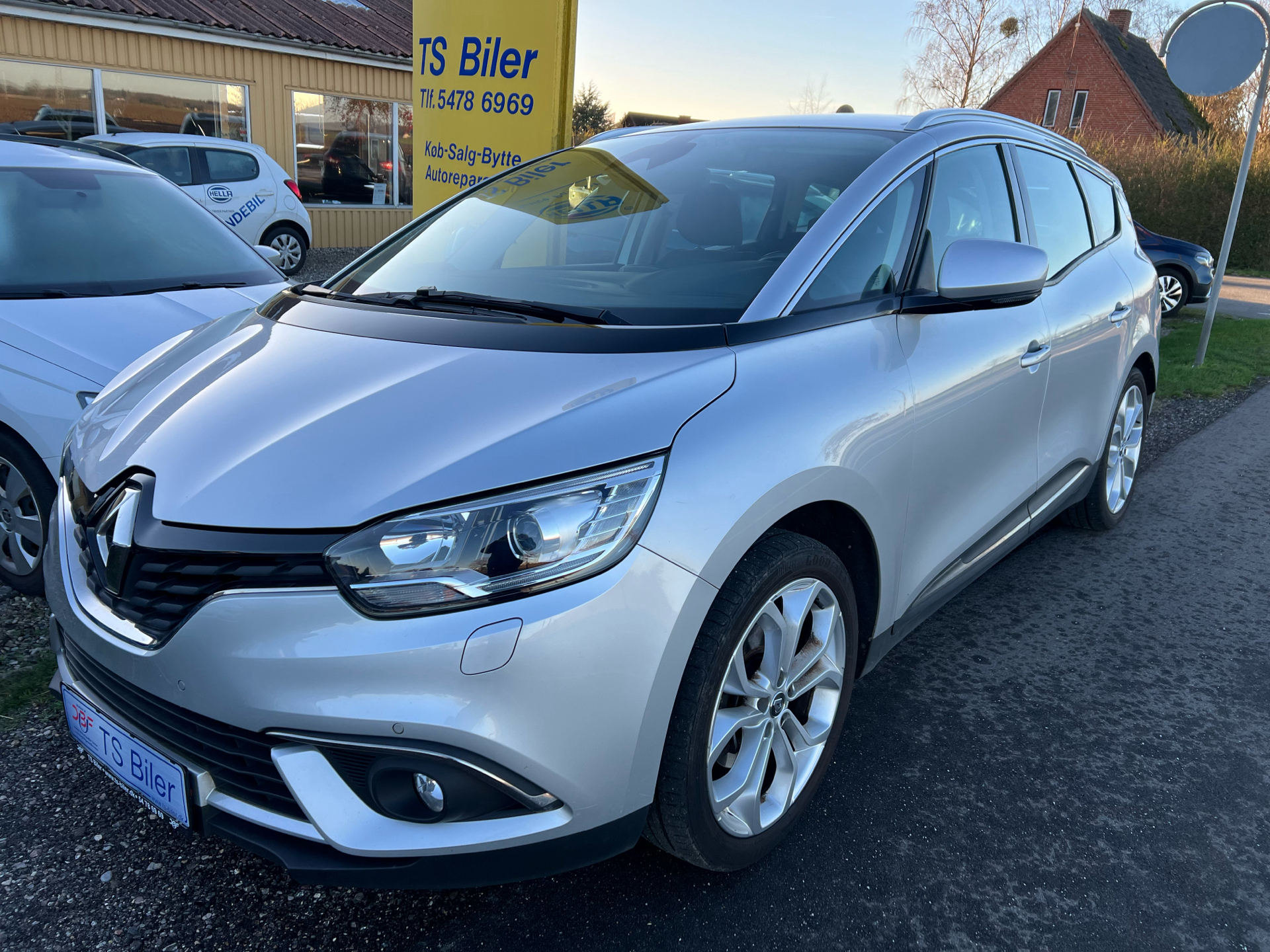 Billede af Renault Grand Scénic 1,5 Energy DCI Zen 110HK 6g